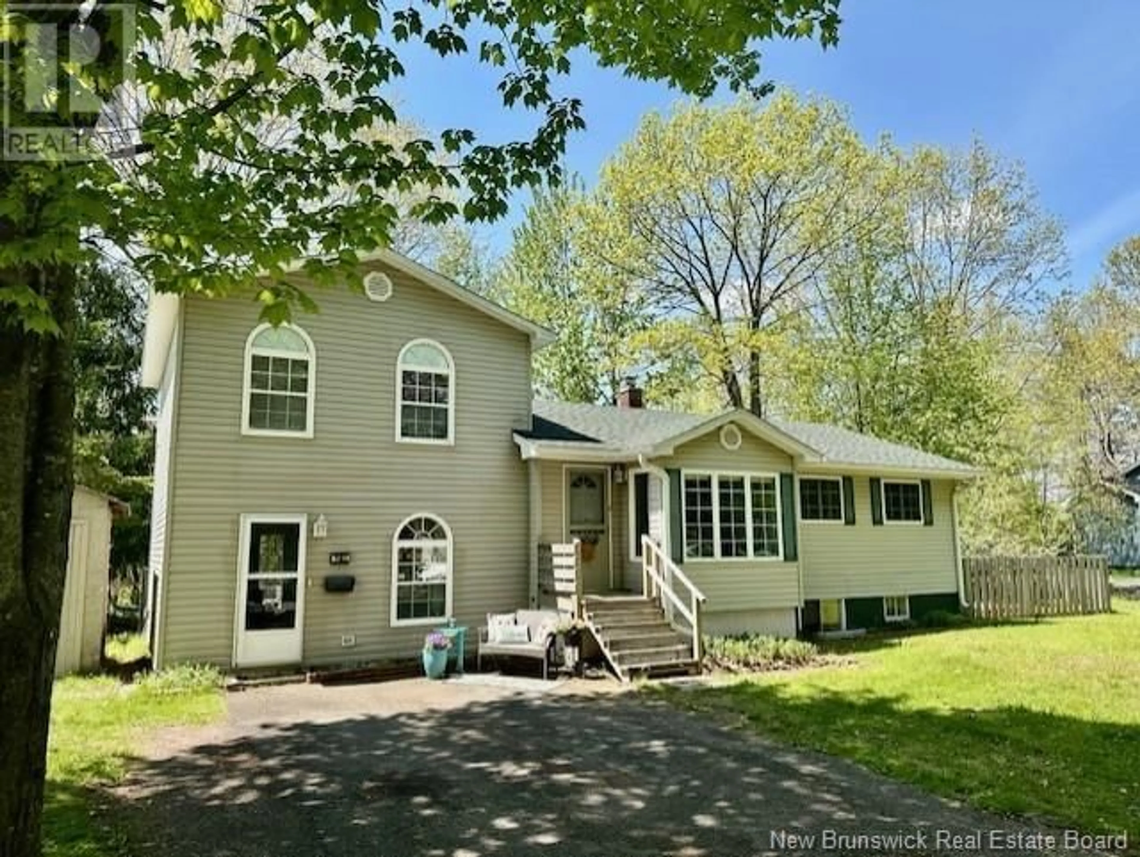 A pic from outside/outdoor area/front of a property/back of a property/a pic from drone, water/lake/river/ocean view for 29 BIRCH CRESCENT, Fredericton New Brunswick E3A3S8