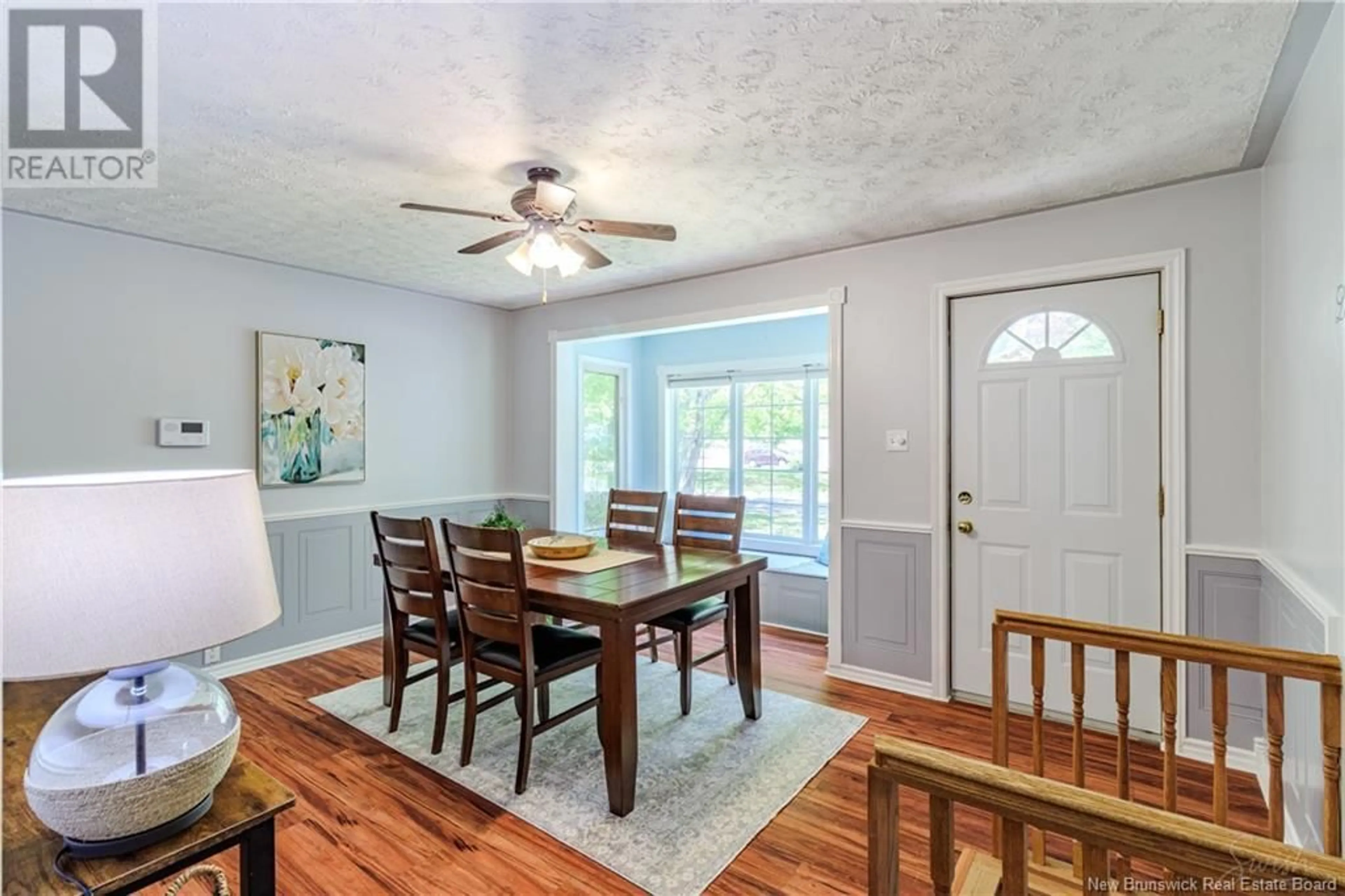 Dining room, wood/laminate floor for 29 BIRCH CRESCENT, Fredericton New Brunswick E3A3S8
