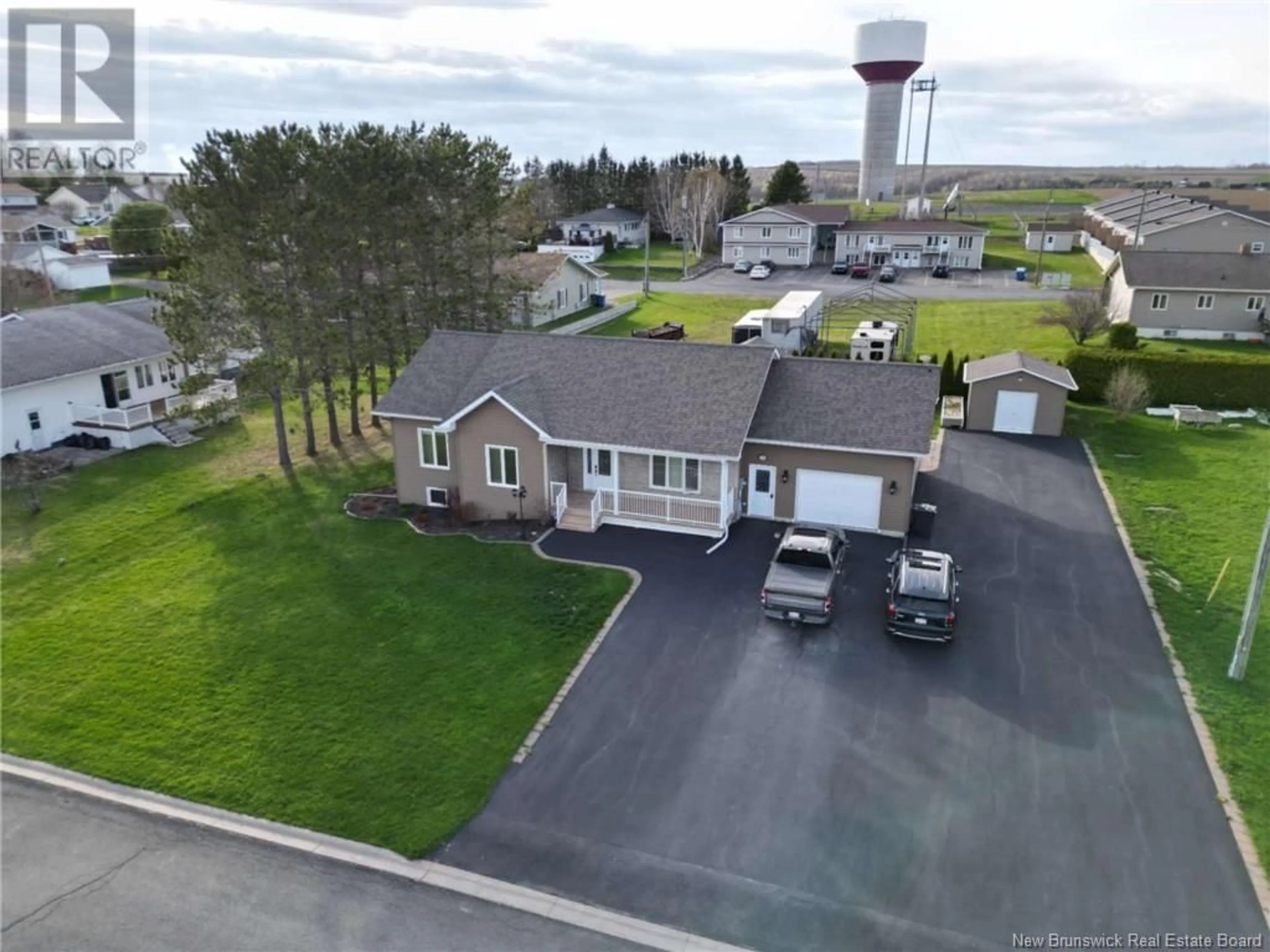 A pic from outside/outdoor area/front of a property/back of a property/a pic from drone, unknown for 29 VANIER STREET, Grand-Sault/Grand Falls New Brunswick E3Y1G1