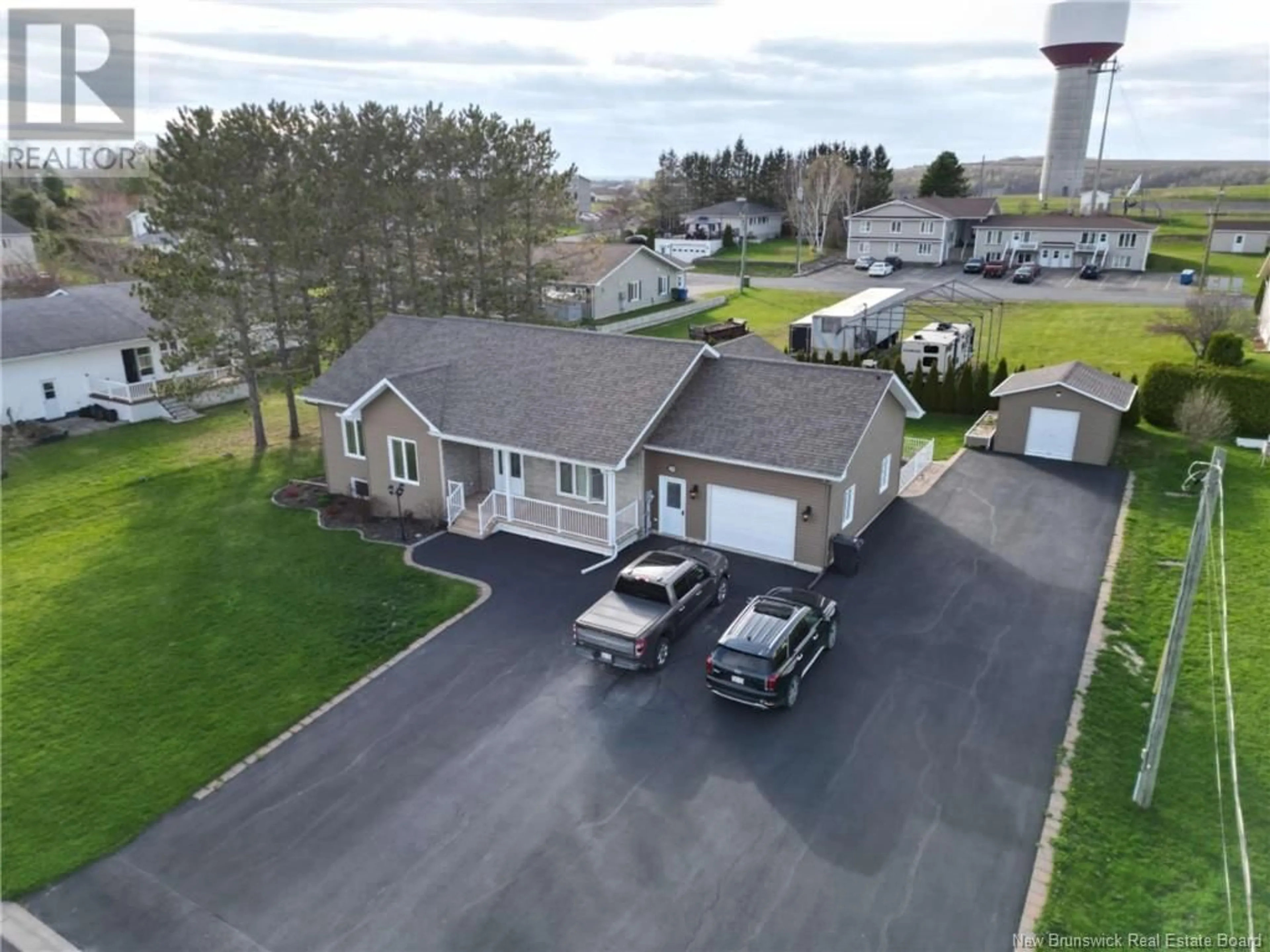 A pic from outside/outdoor area/front of a property/back of a property/a pic from drone, street for 29 VANIER STREET, Grand-Sault/Grand Falls New Brunswick E3Y1G1