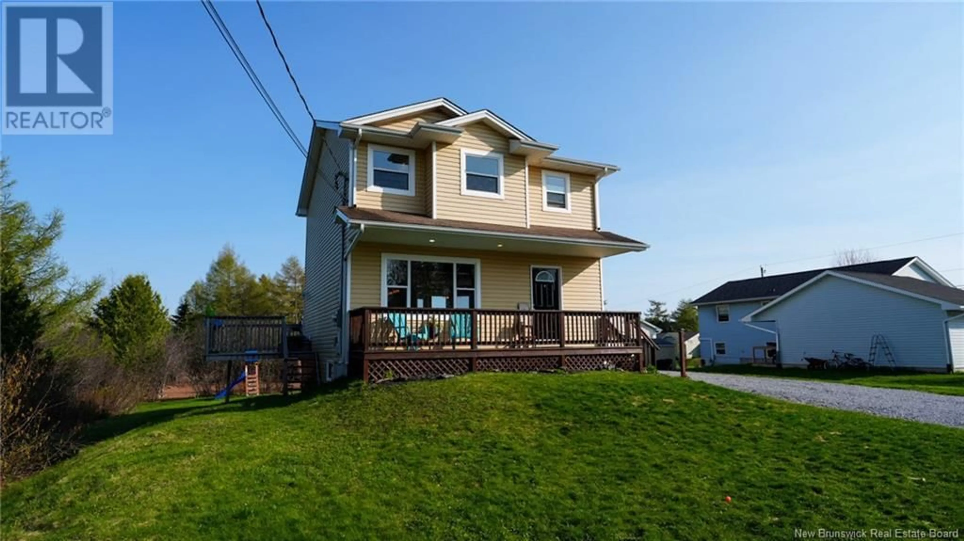 Home with vinyl exterior material, street for 10 COTTONWOOD COURT, Saint John New Brunswick E2J0A4
