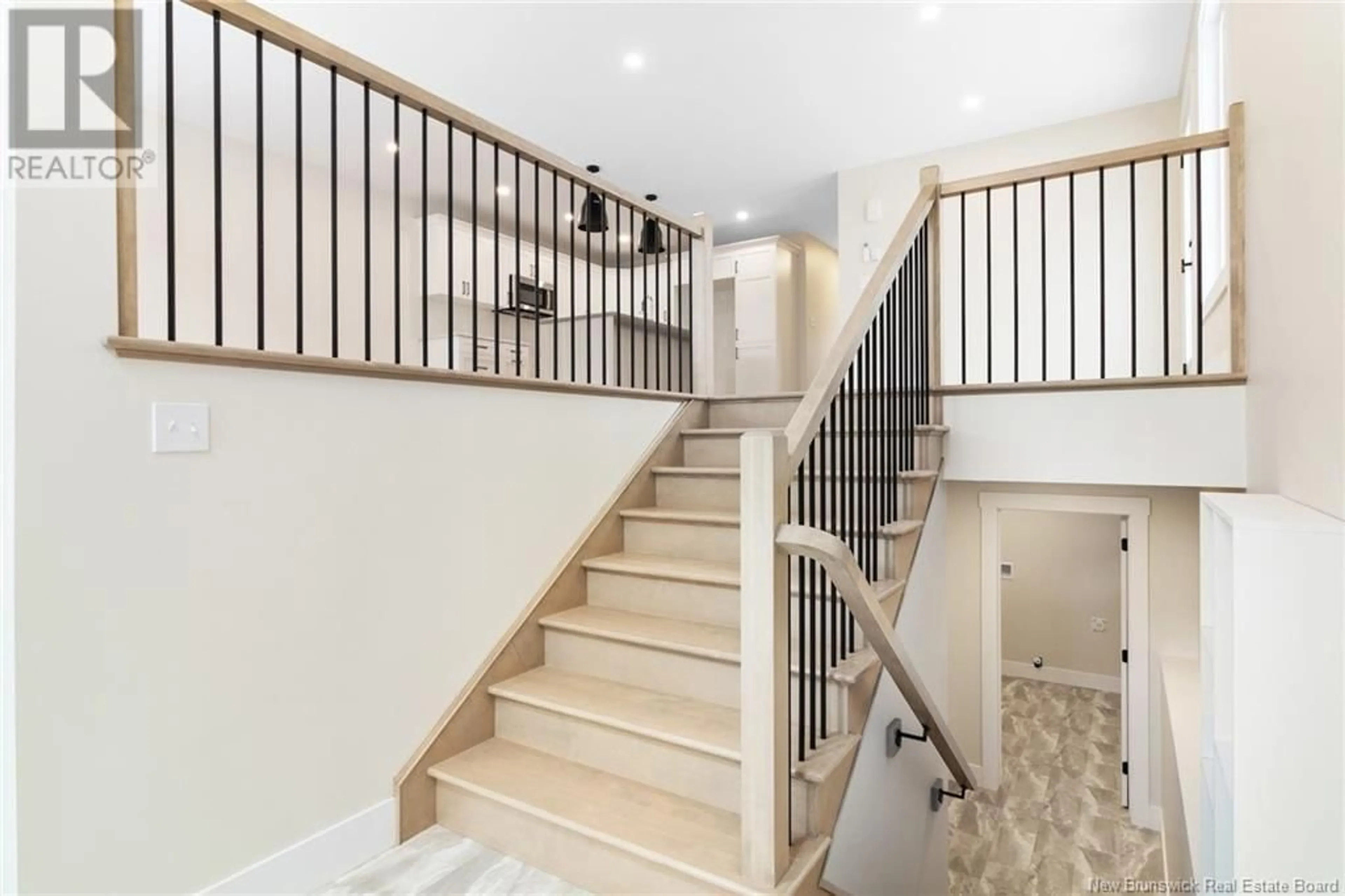 Stairs for 109 ATTENBOROUGH DRIVE, Fredericton New Brunswick E3A9R6