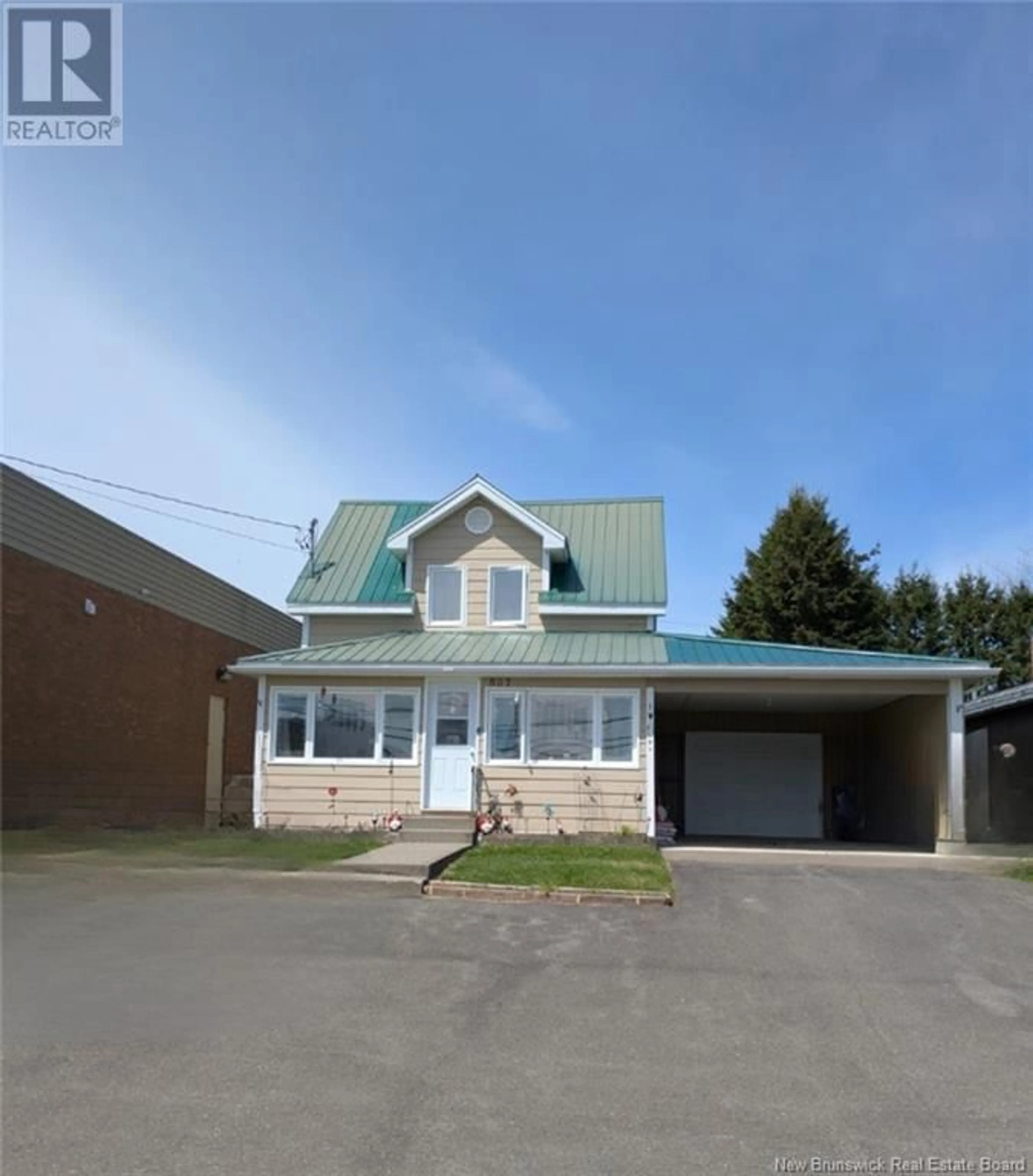 A pic from outside/outdoor area/front of a property/back of a property/a pic from drone, building for 807 PRINCIPALE STREET, Clair New Brunswick E7A2H7