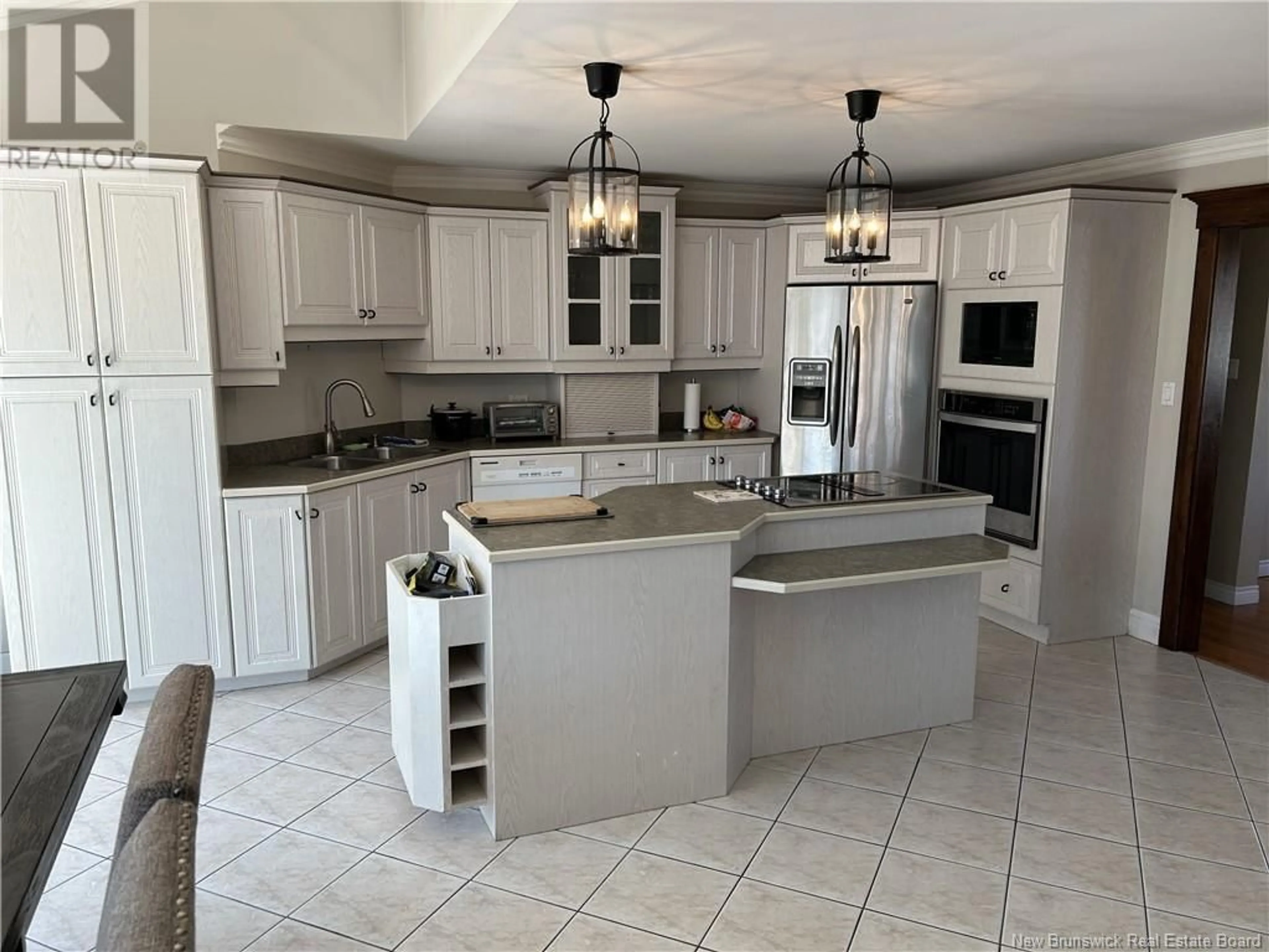 Open concept kitchen, ceramic/tile floor for 1924 CHEMIN SAULNIER OUEST, Saint-Irenée New Brunswick E1X2B2