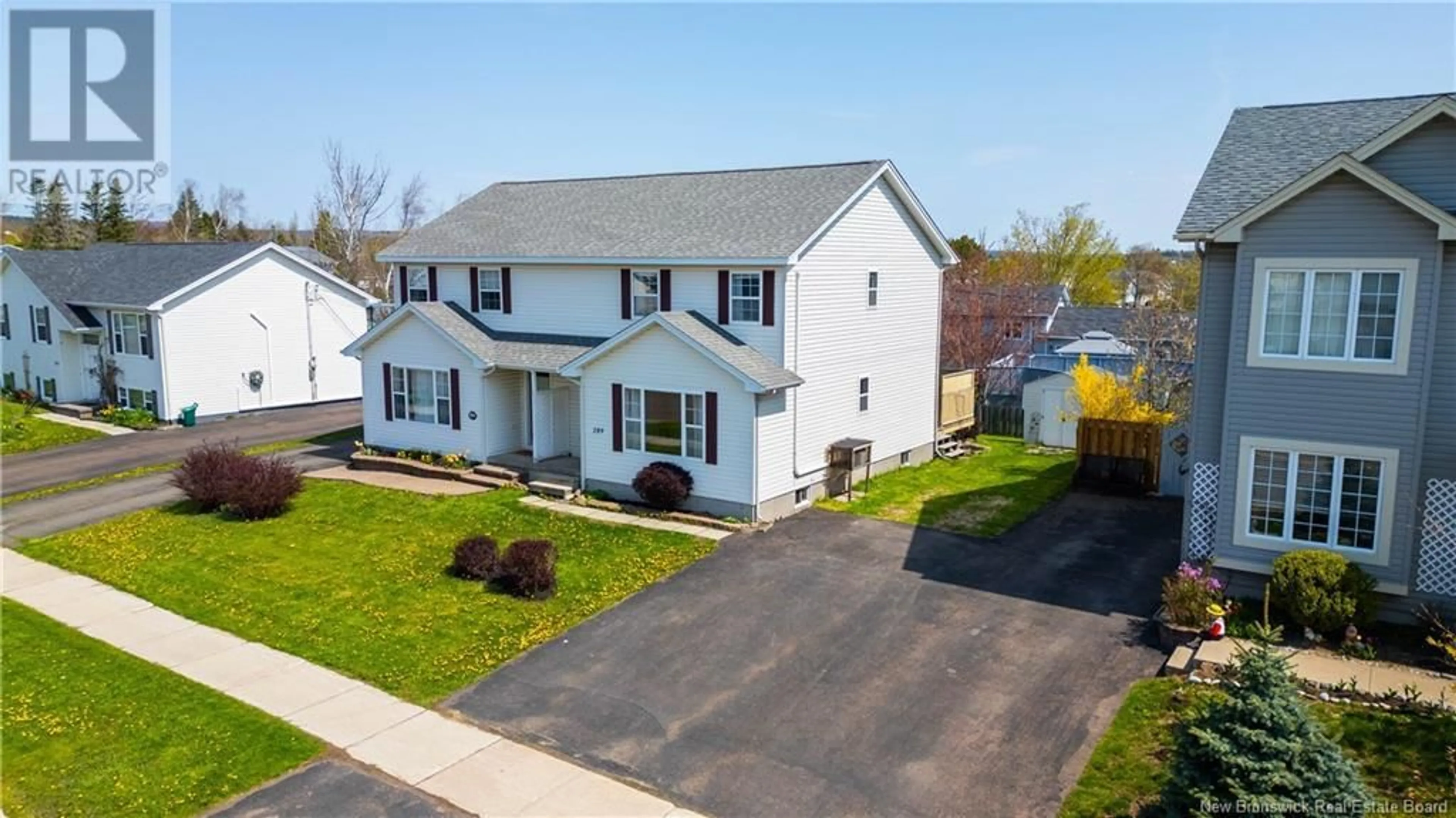 A pic from outside/outdoor area/front of a property/back of a property/a pic from drone, street for 289 GLENCAIRN STREET, Moncton New Brunswick E1G3W1