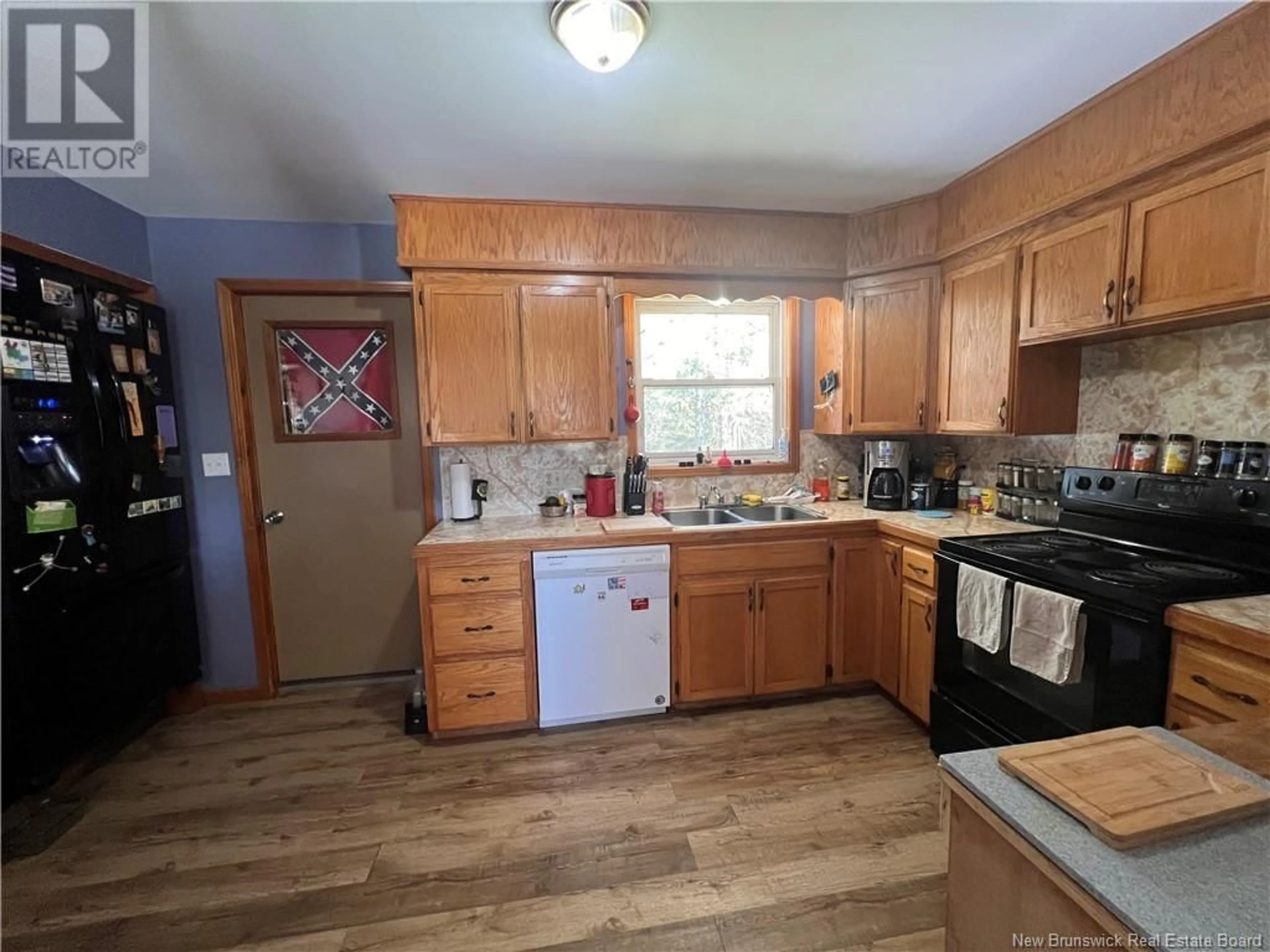 Standard kitchen, unknown for 34 LILY HILL ROAD, Oak Bay New Brunswick E3L4E7