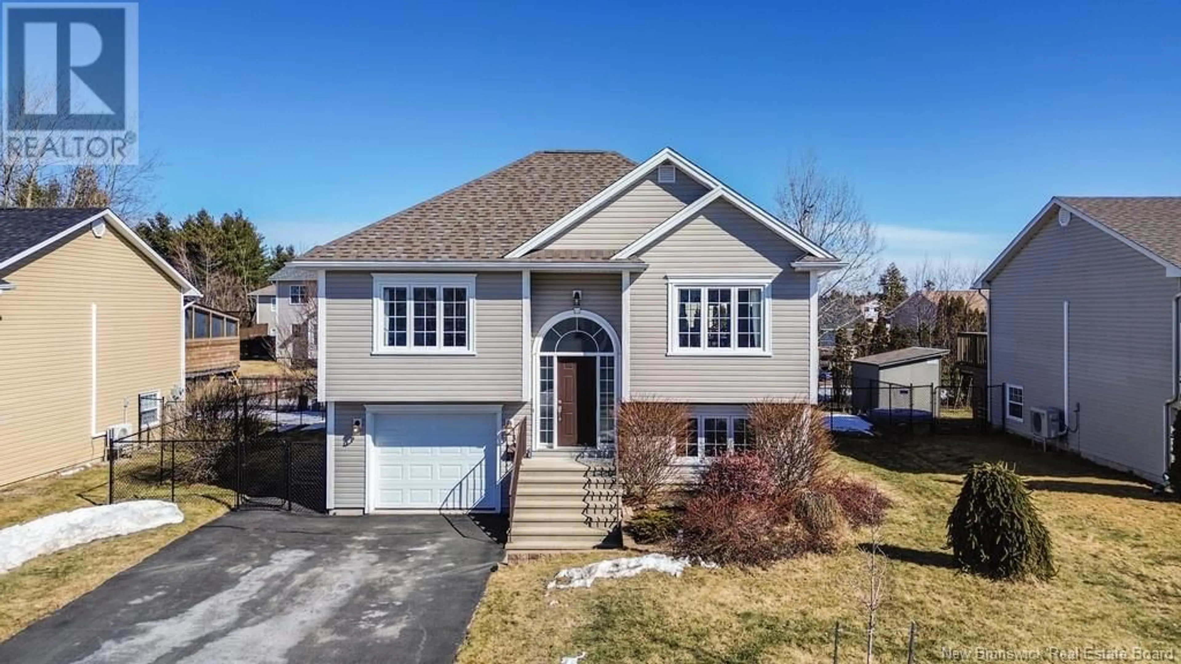 Home with vinyl exterior material, street for 38 DAWSON DRIVE, Oromocto New Brunswick E2V0B8