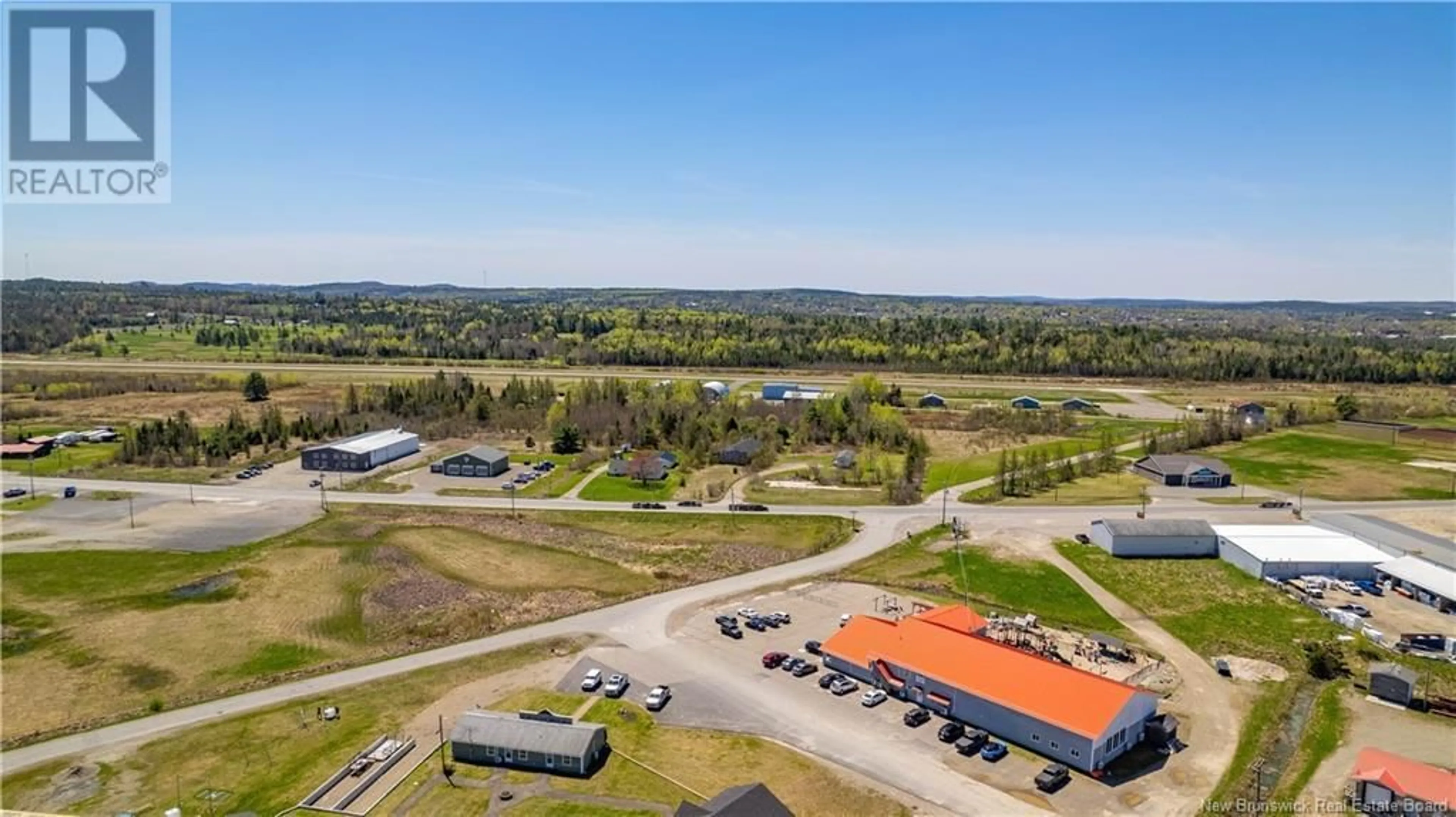 A pic from outside/outdoor area/front of a property/back of a property/a pic from drone, building for 180 ROUTE 170, Oak Bay New Brunswick E3L3X7