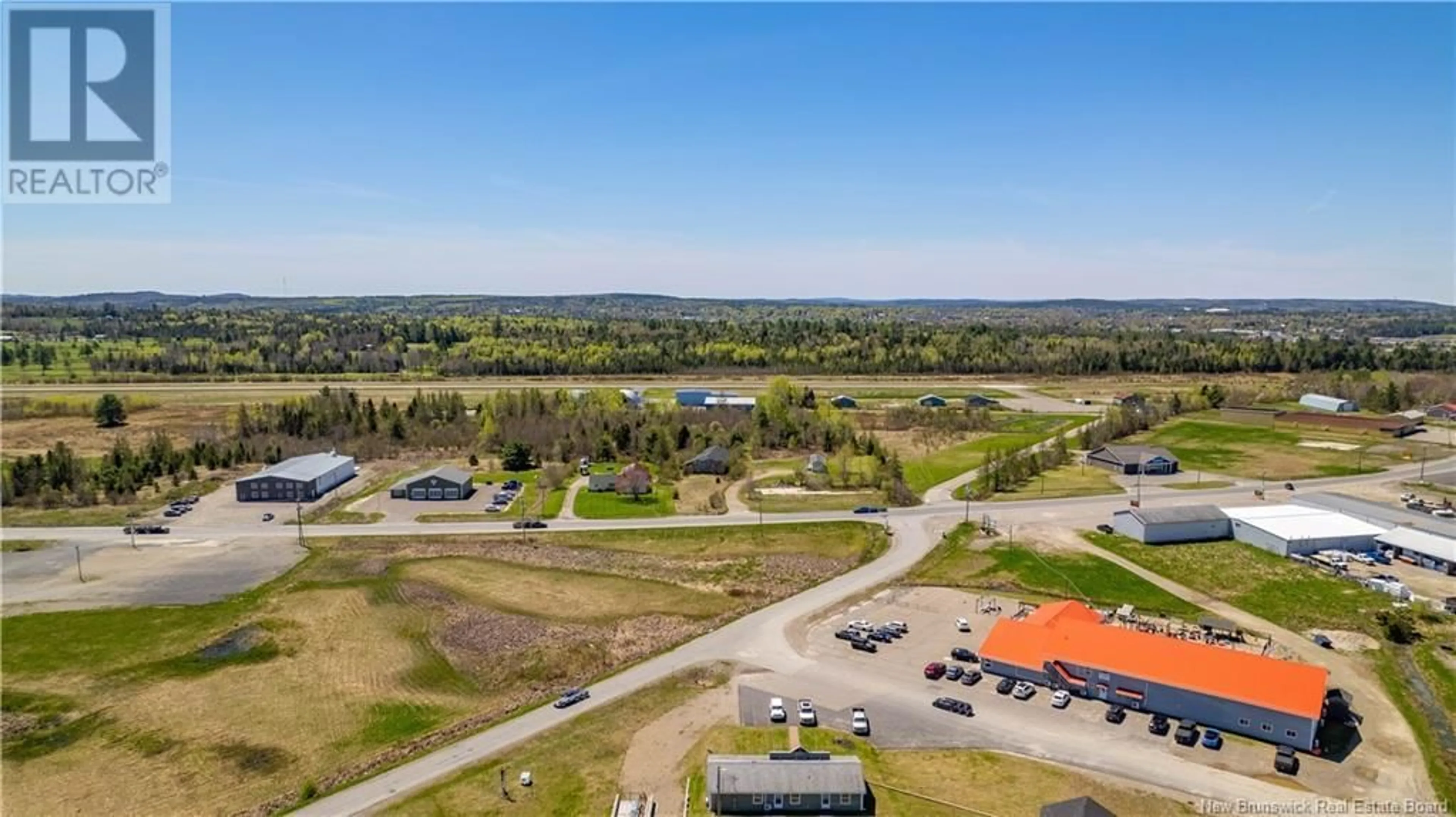 A pic from outside/outdoor area/front of a property/back of a property/a pic from drone, unknown for 180 ROUTE 170, Oak Bay New Brunswick E3L3X7
