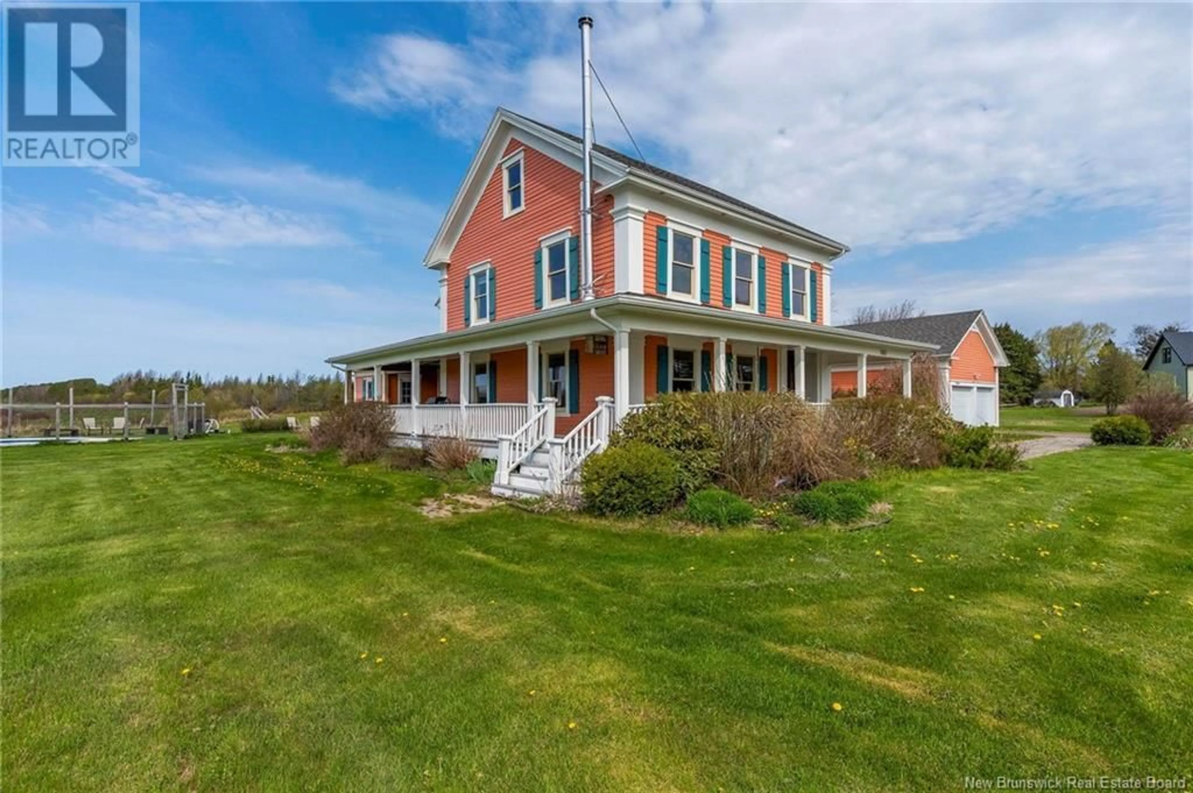 A pic from outside/outdoor area/front of a property/back of a property/a pic from drone, water/lake/river/ocean view for 3631 ROUTE 134, Shediac Bridge New Brunswick E4R1R9