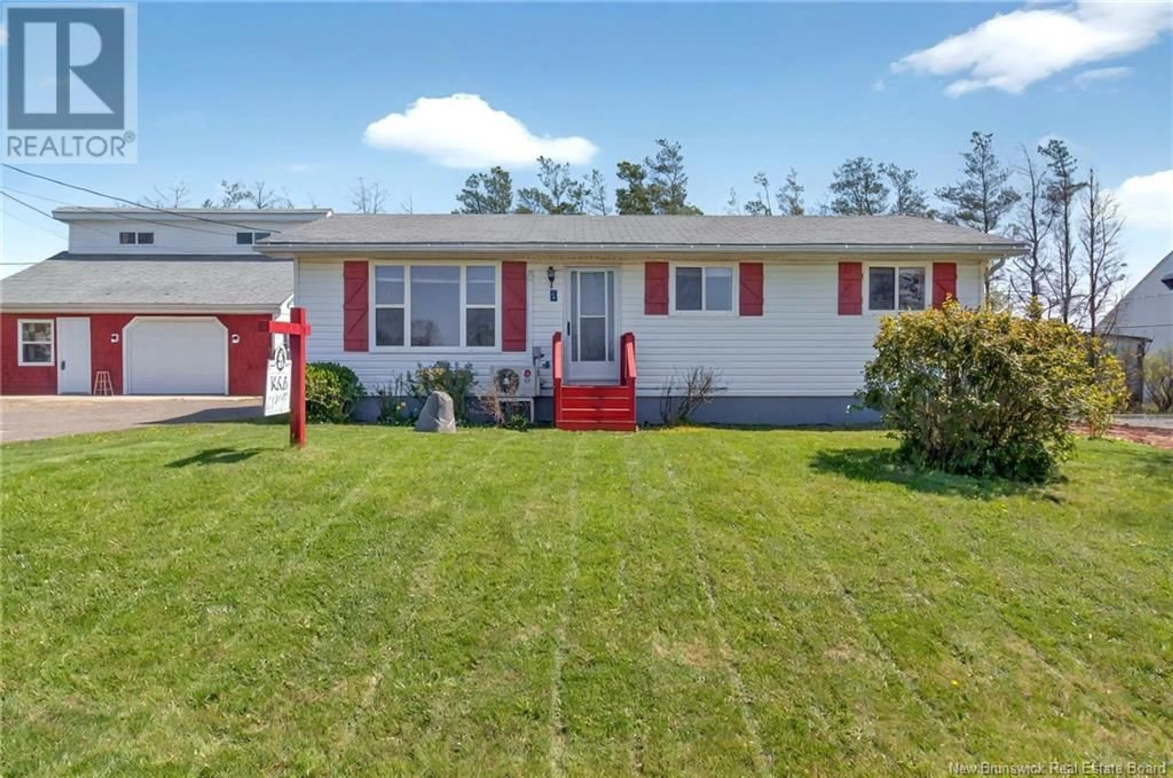 Home with vinyl exterior material, street for 5 GLENDALE DRIVE, Salisbury New Brunswick E4J2C3