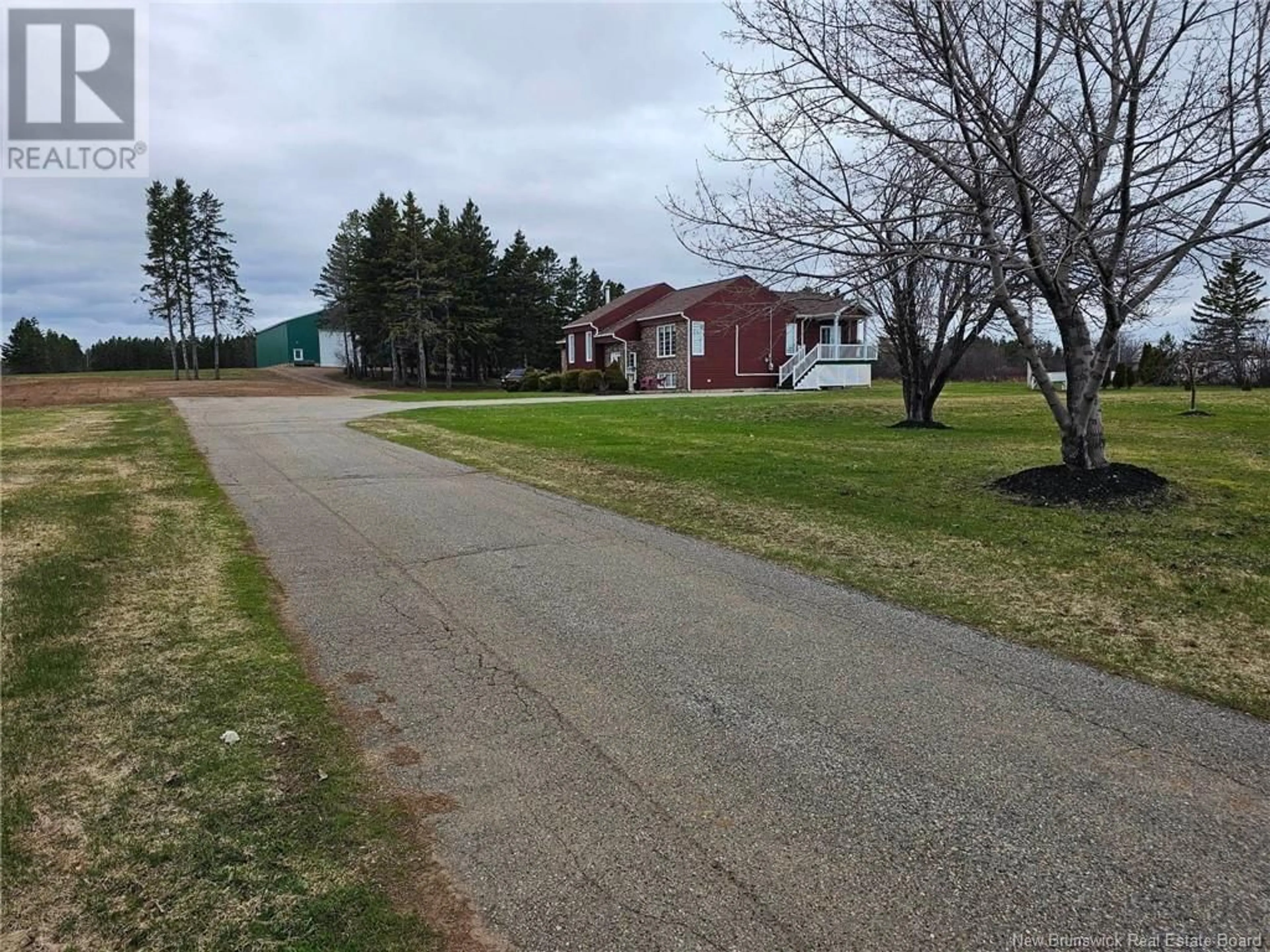 A pic from outside/outdoor area/front of a property/back of a property/a pic from drone, street for 420 PRINCIPALE STREET, Petit-Rocher New Brunswick E8J1N8