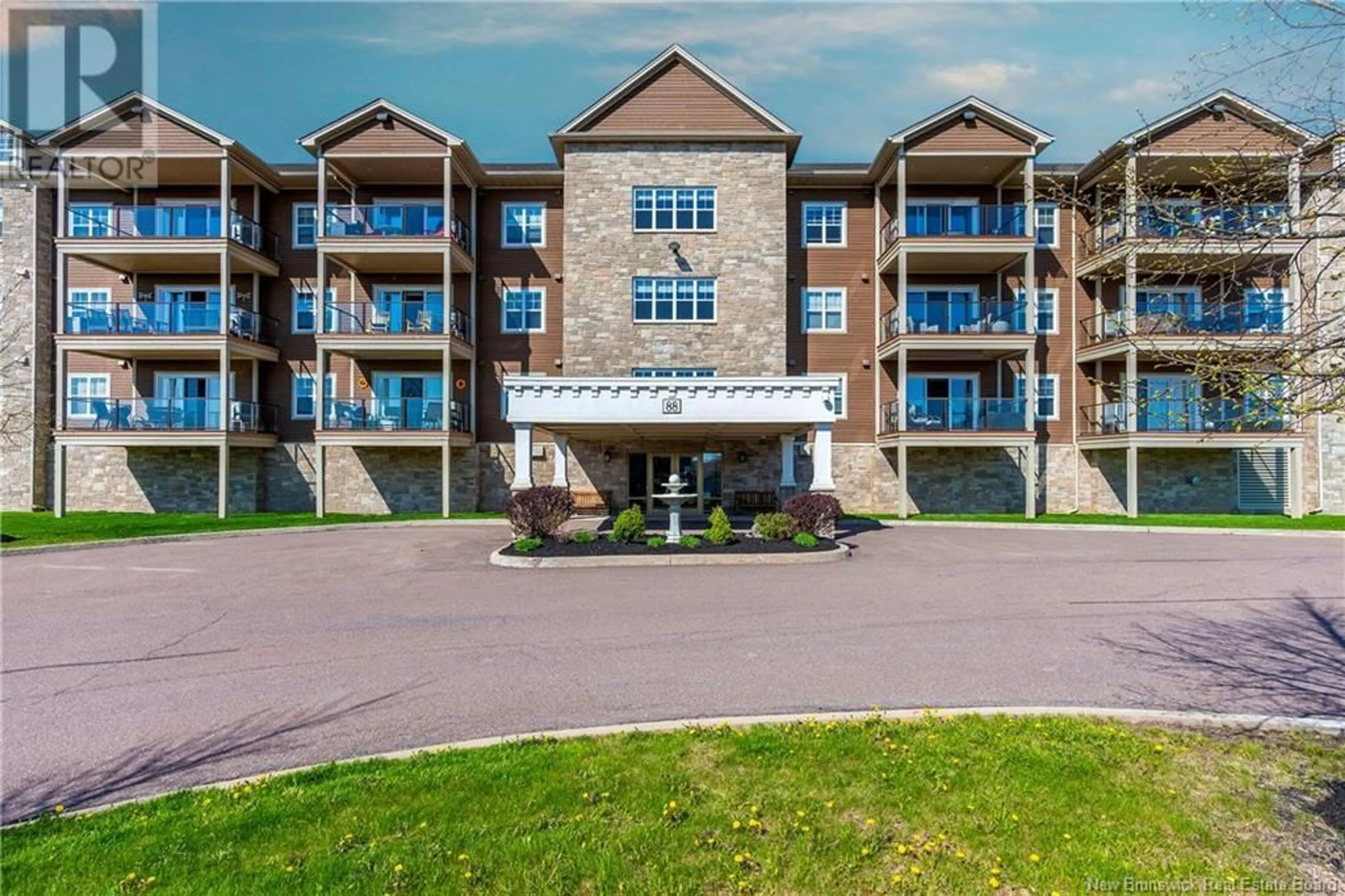 Unknown for 207 - 88 WOODS TERRACE, Moncton New Brunswick E1G1X6