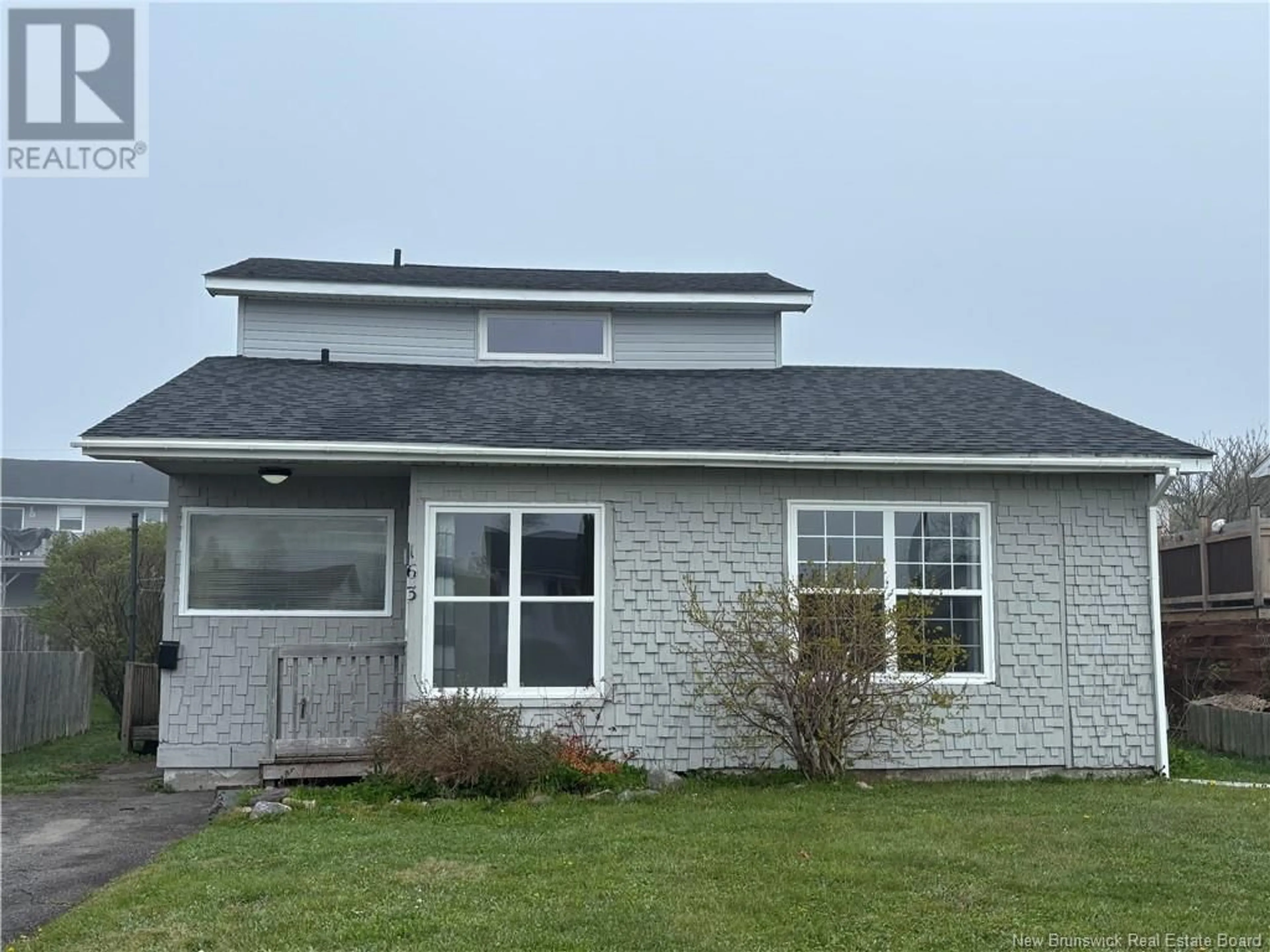 Home with vinyl exterior material, unknown for 163 OCEAN DRIVE, Saint John New Brunswick E2P1G5