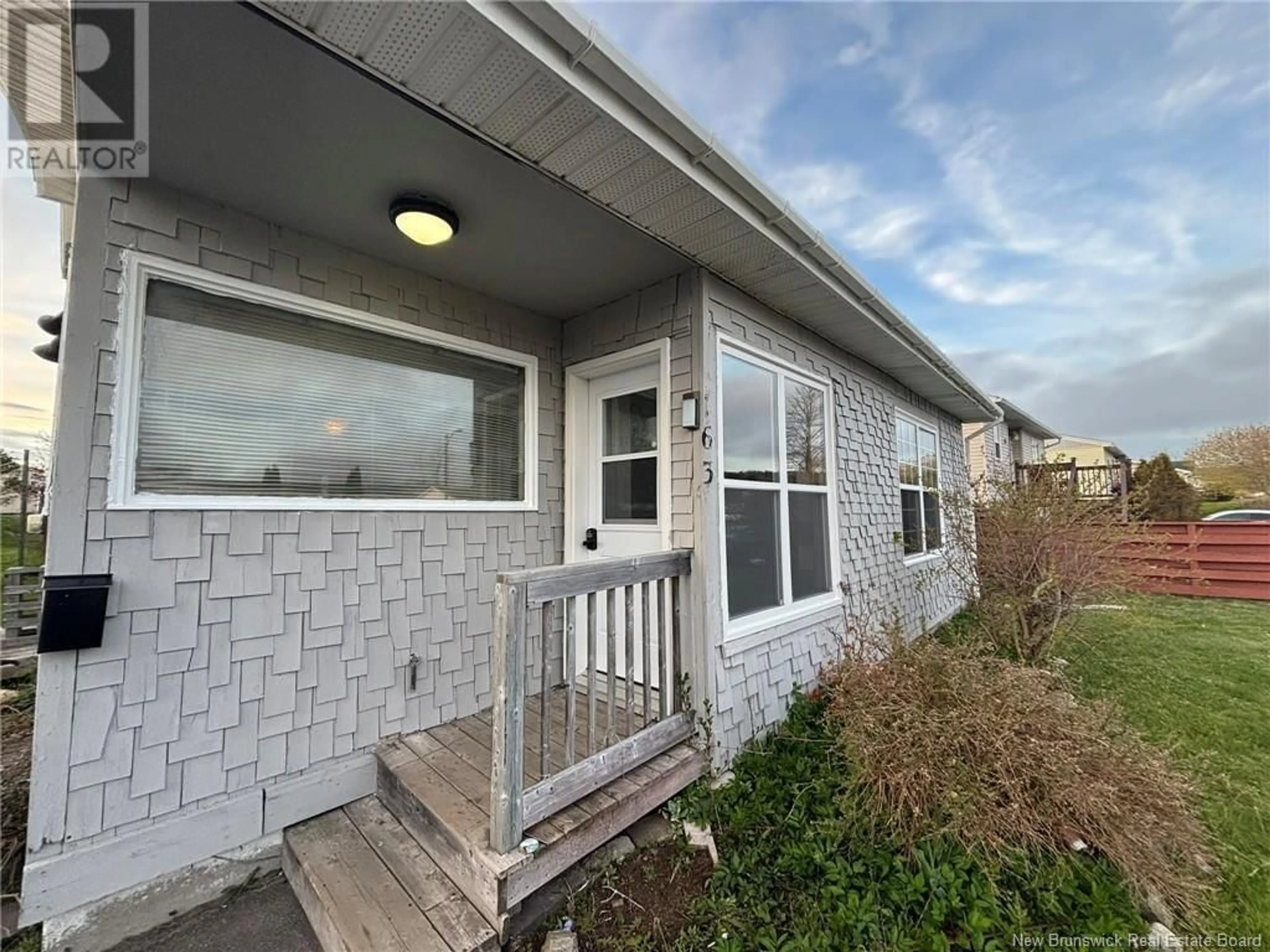 Home with vinyl exterior material, unknown for 163 OCEAN DRIVE, Saint John New Brunswick E2P1G5