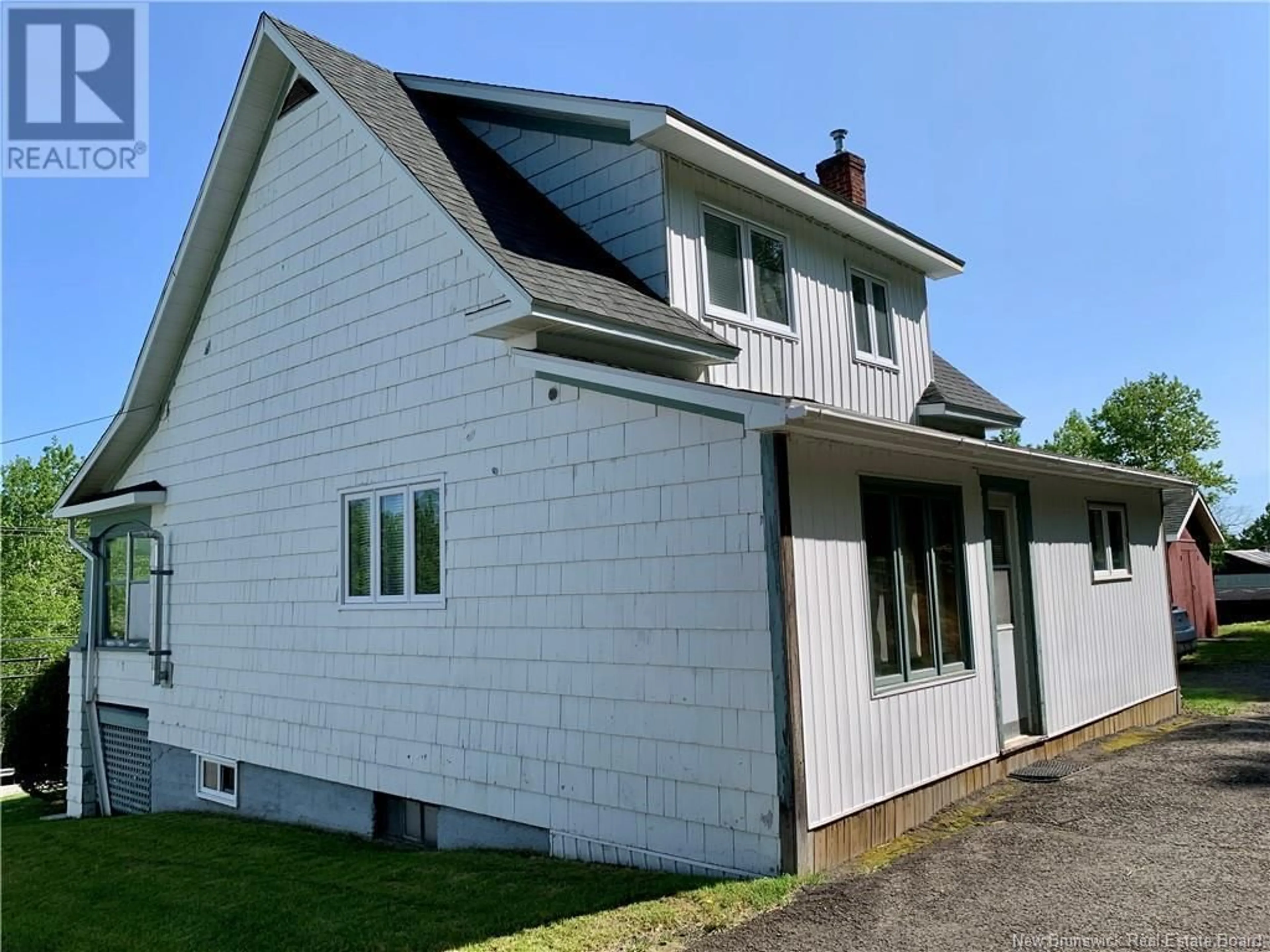 Home with vinyl exterior material, building for 343 RENFREW, Dalhousie New Brunswick E8C2J4