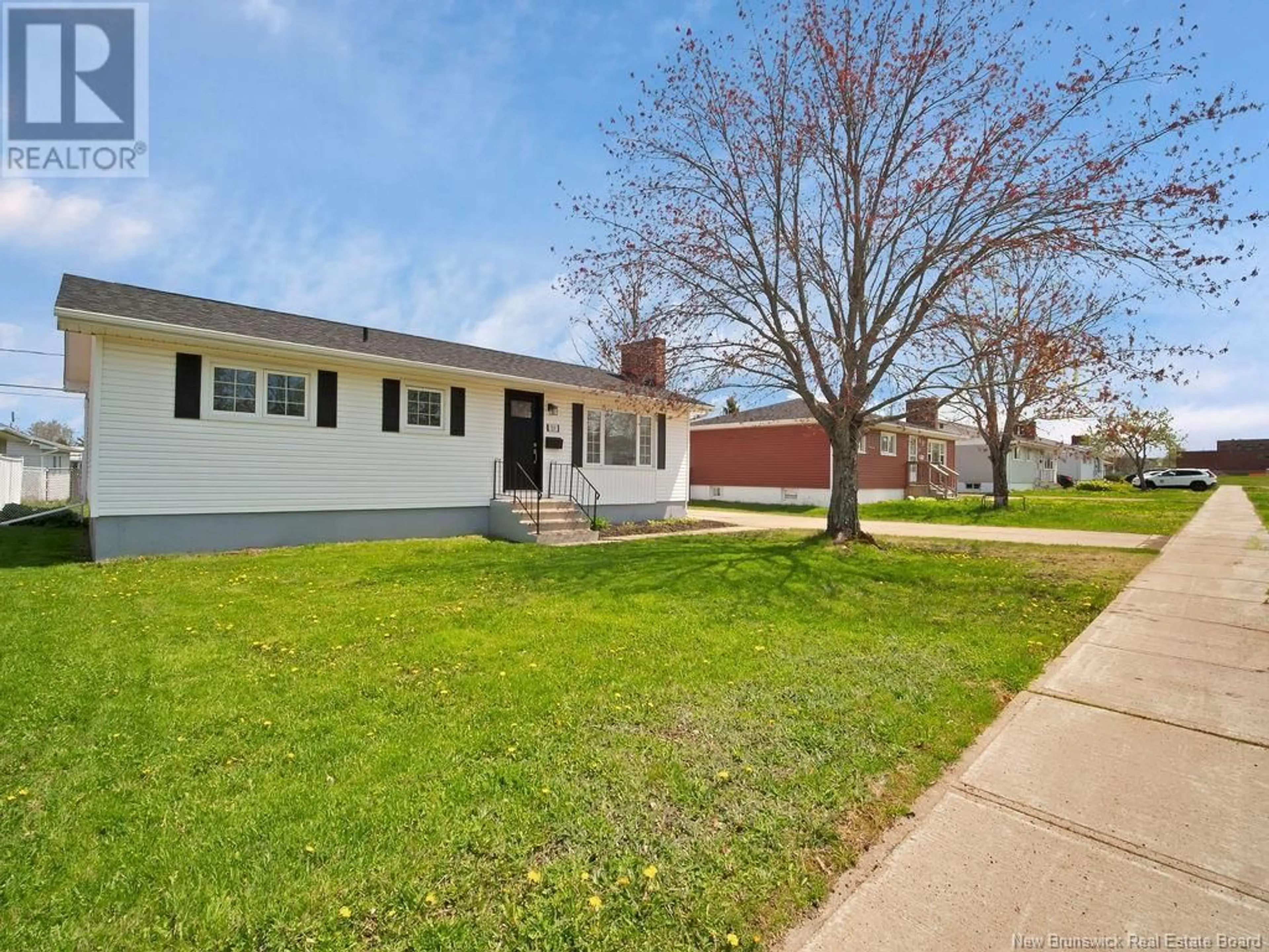 Home with vinyl exterior material, street for 39 MILLER DRIVE, Moncton New Brunswick E1C7T3
