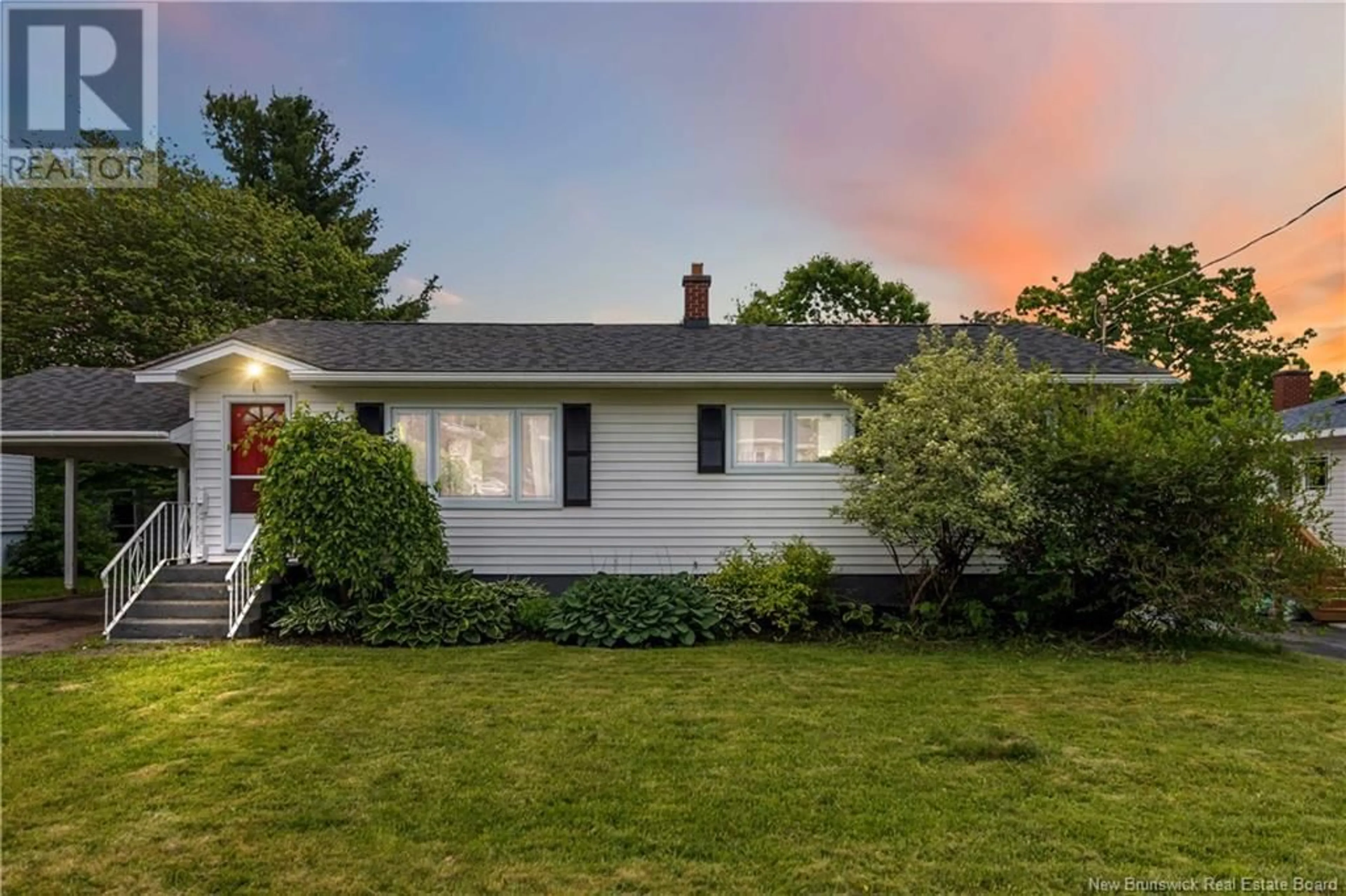 Home with vinyl exterior material, street for 38 KILLARNEY ROAD, Riverview New Brunswick E1B2Z5