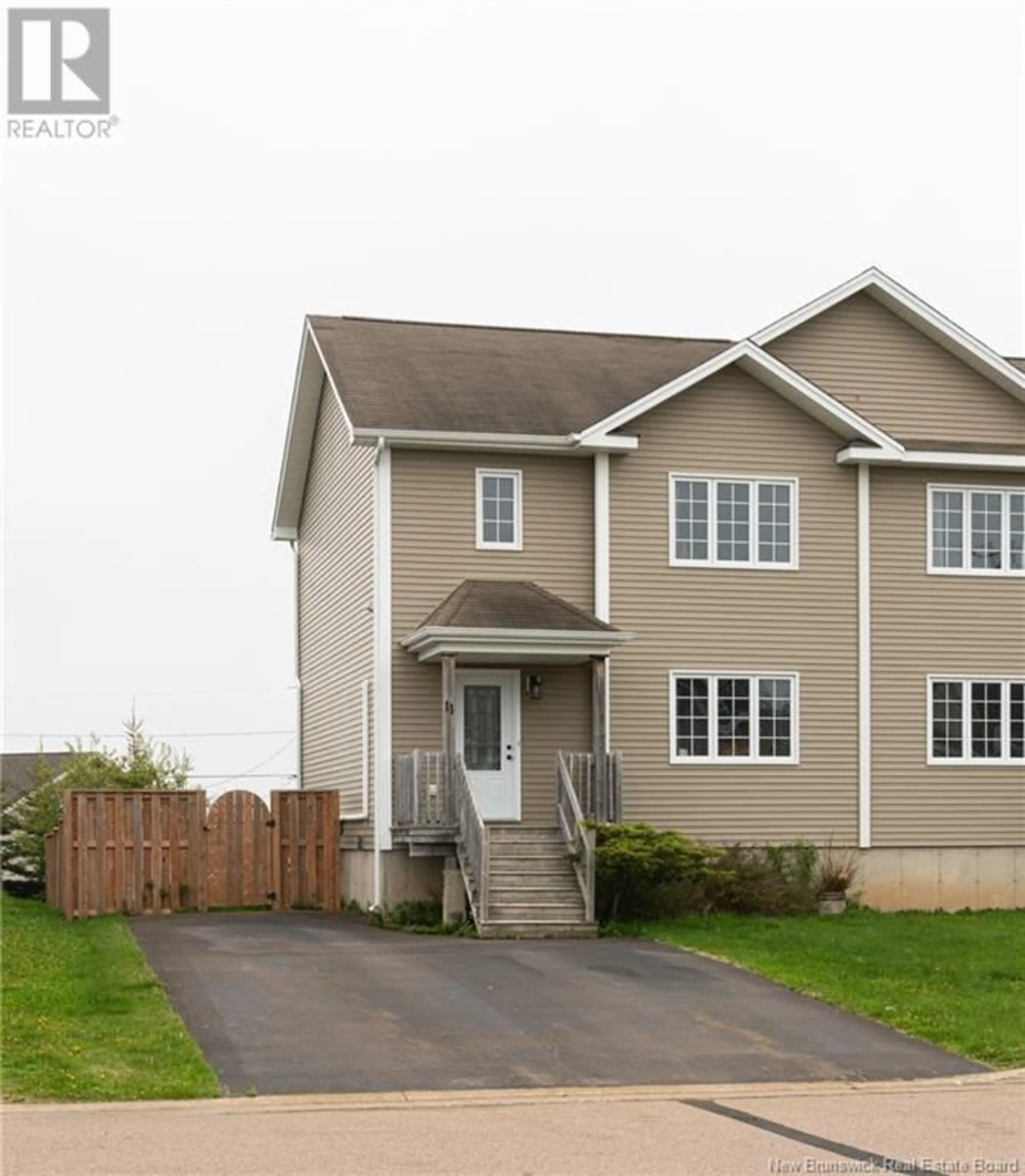 Home with vinyl exterior material, street for 11 LANCEFIELD CRESCENT, Moncton New Brunswick E1E0E7