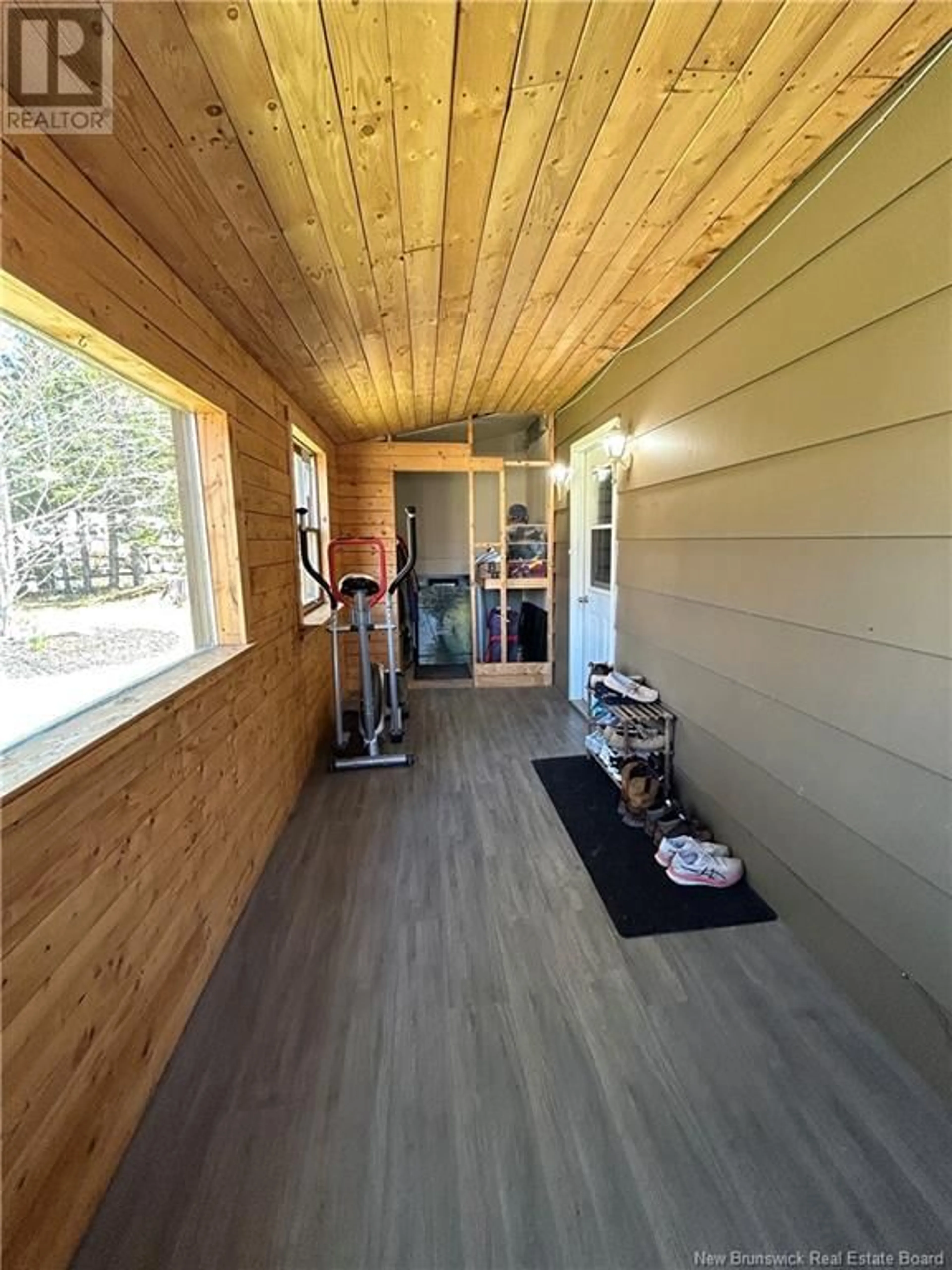 Indoor entryway for 1256 ROUTE 10, Noonan New Brunswick E3A8R1