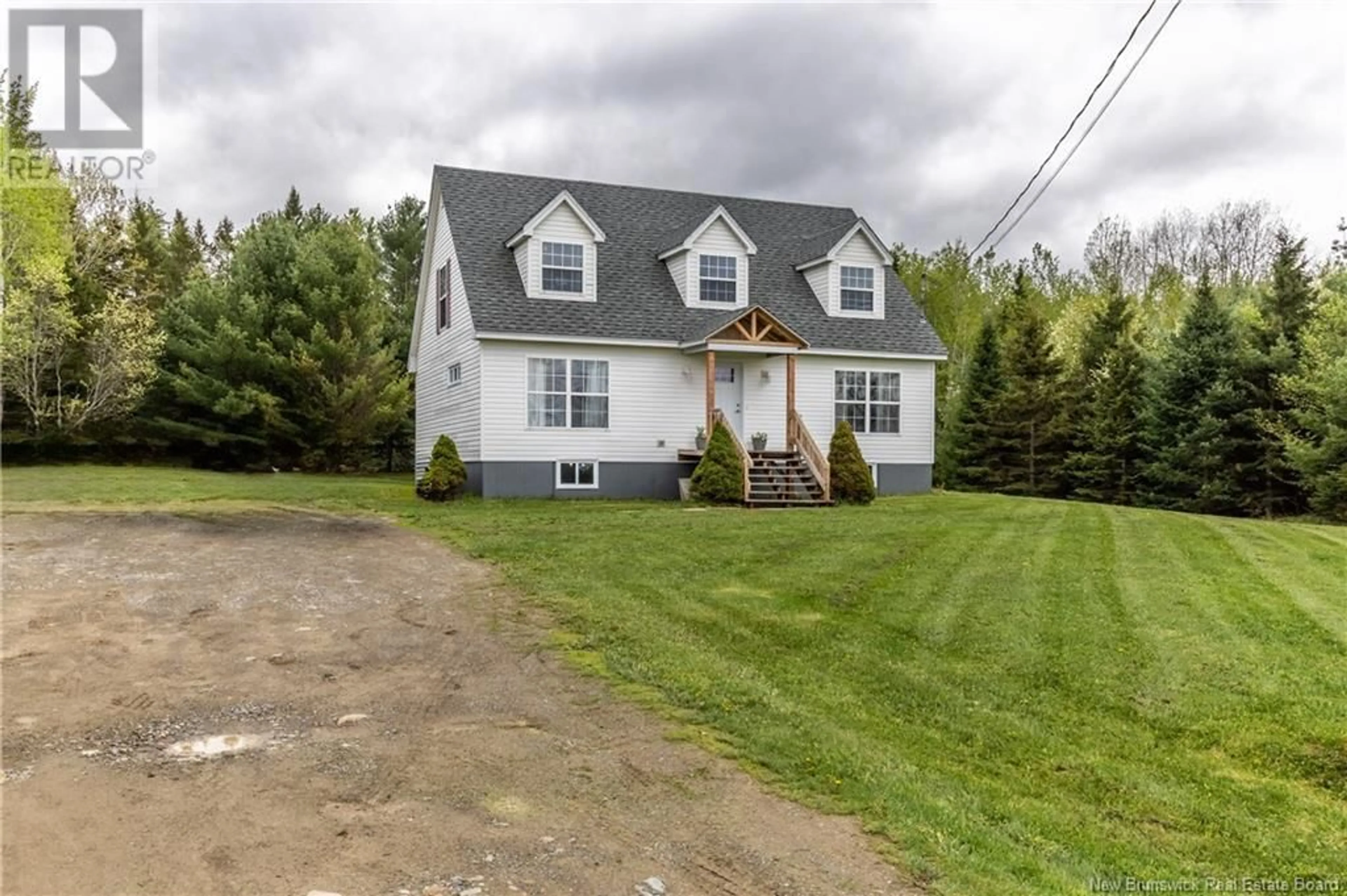 Home with vinyl exterior material, street for 128 MECHANIC STREET, Bath New Brunswick E7J1H4