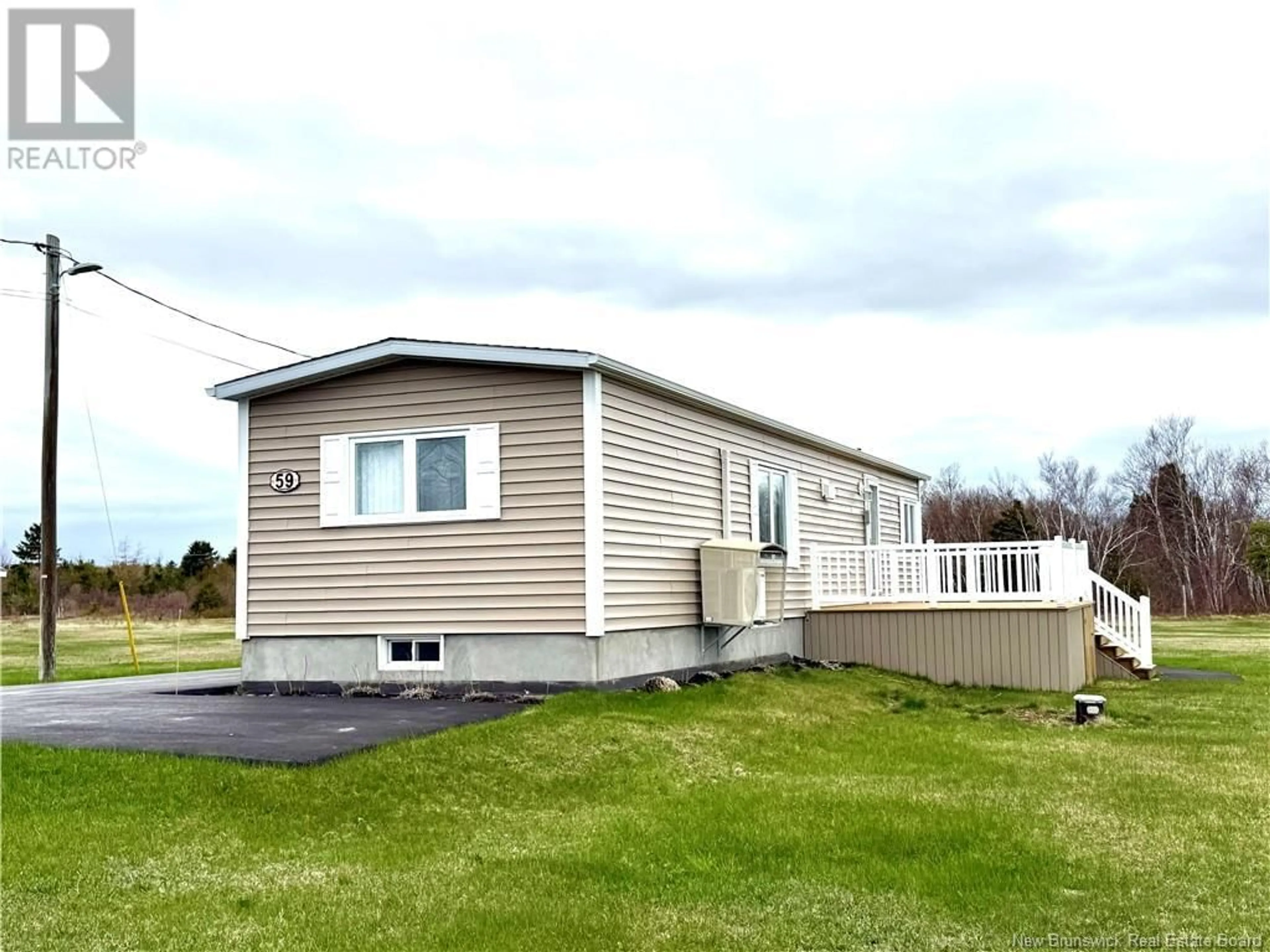 Home with vinyl exterior material, unknown for 59 RUE RAYMOND MARIE, Pointe-Brûlée New Brunswick E8S2W8
