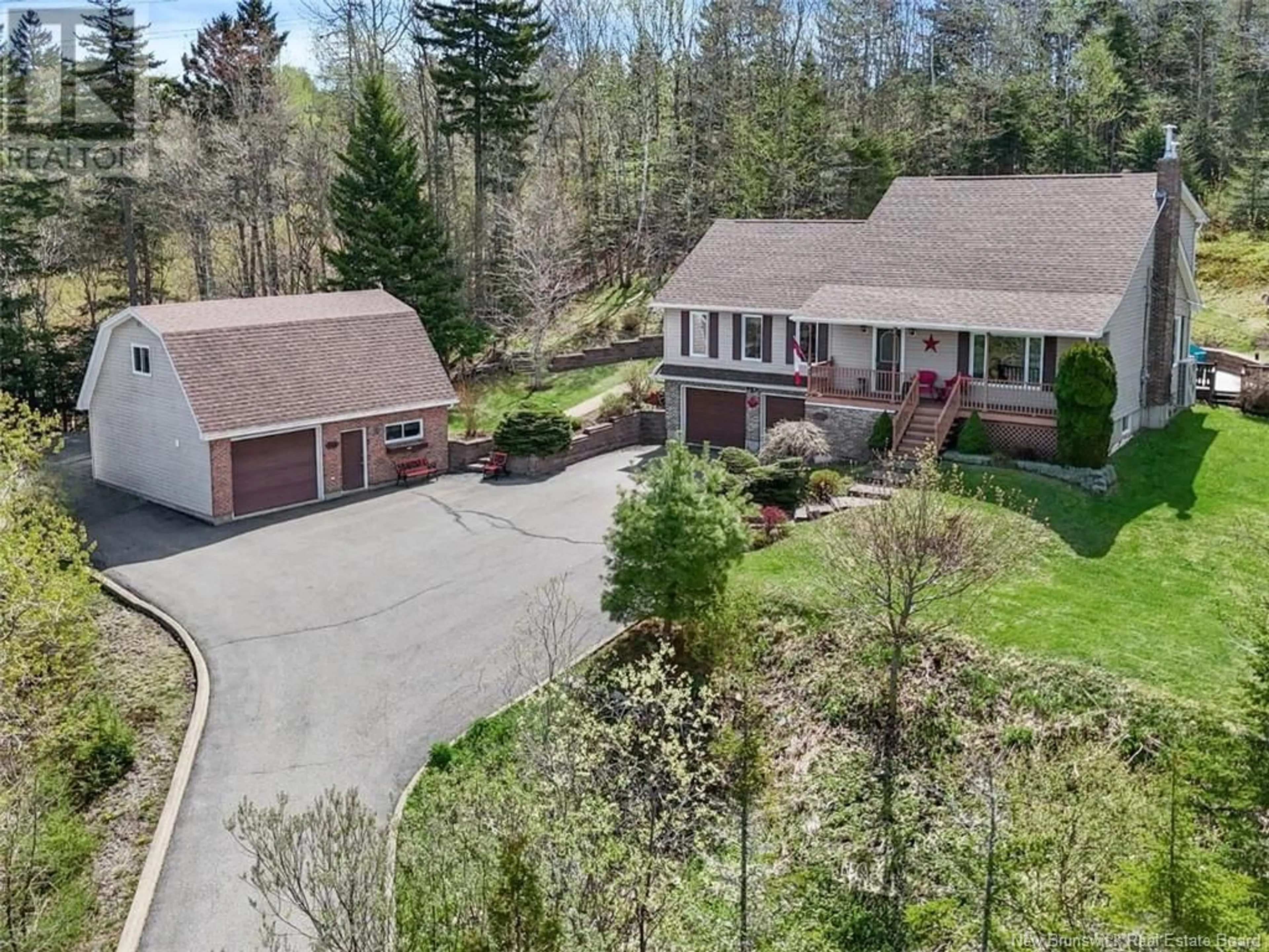 A pic from outside/outdoor area/front of a property/back of a property/a pic from drone, unknown for 340 GAULT ROAD, Saint John New Brunswick E2M5H4