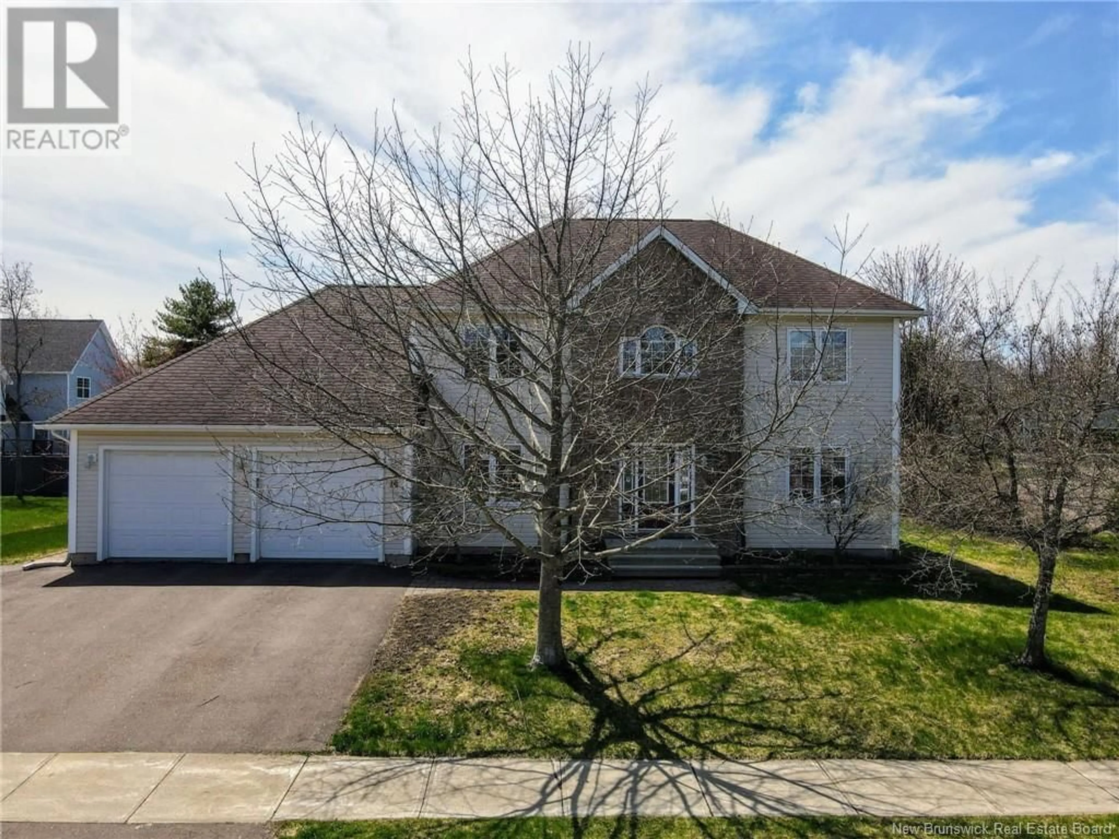 Home with vinyl exterior material, street for 14 GLASTONBURY DRIVE, Moncton New Brunswick E1A8T1