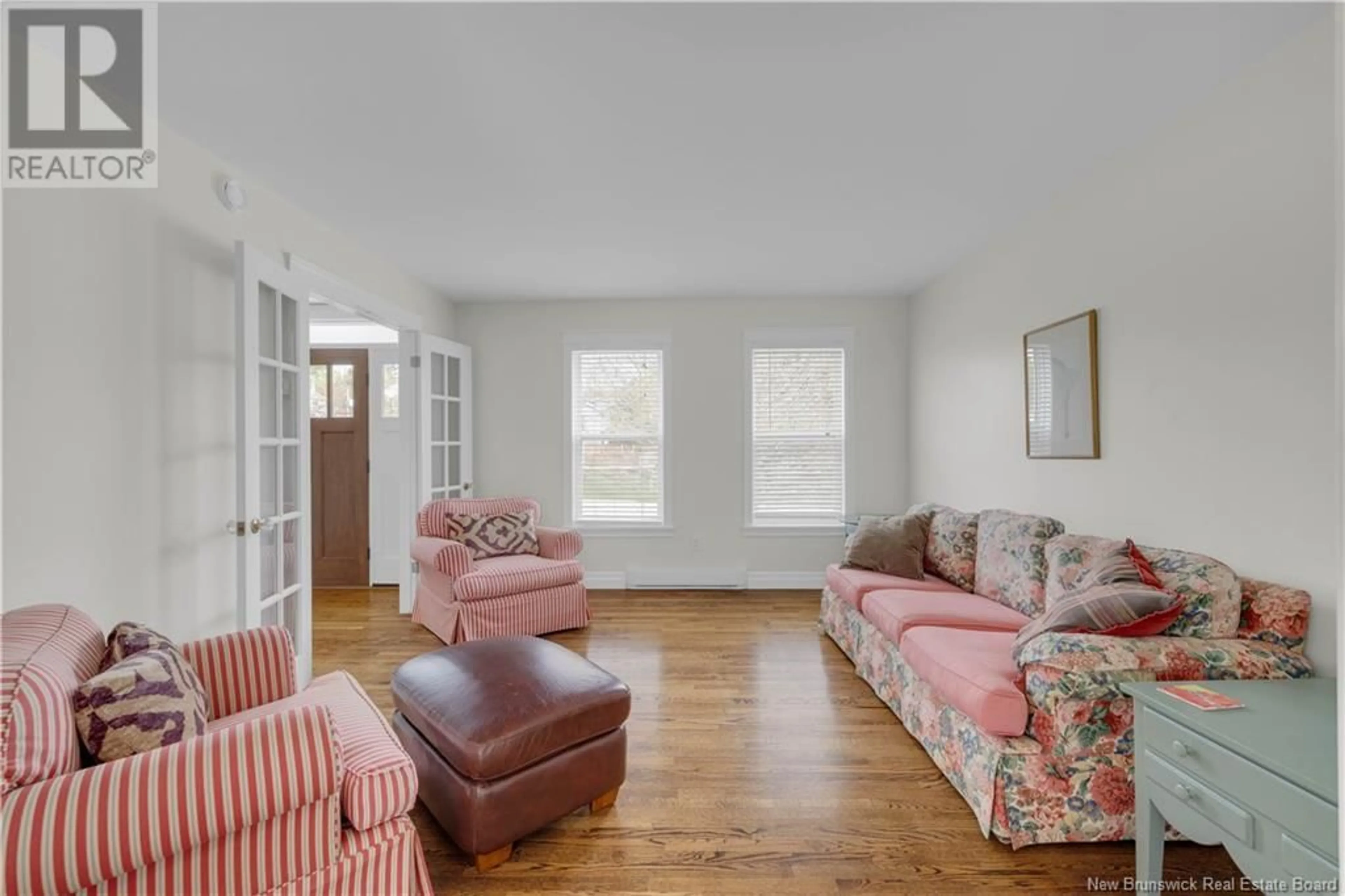 Living room with furniture, unknown for 91 QUEENSBURY DRIVE, Quispamsis New Brunswick E2E5Y7
