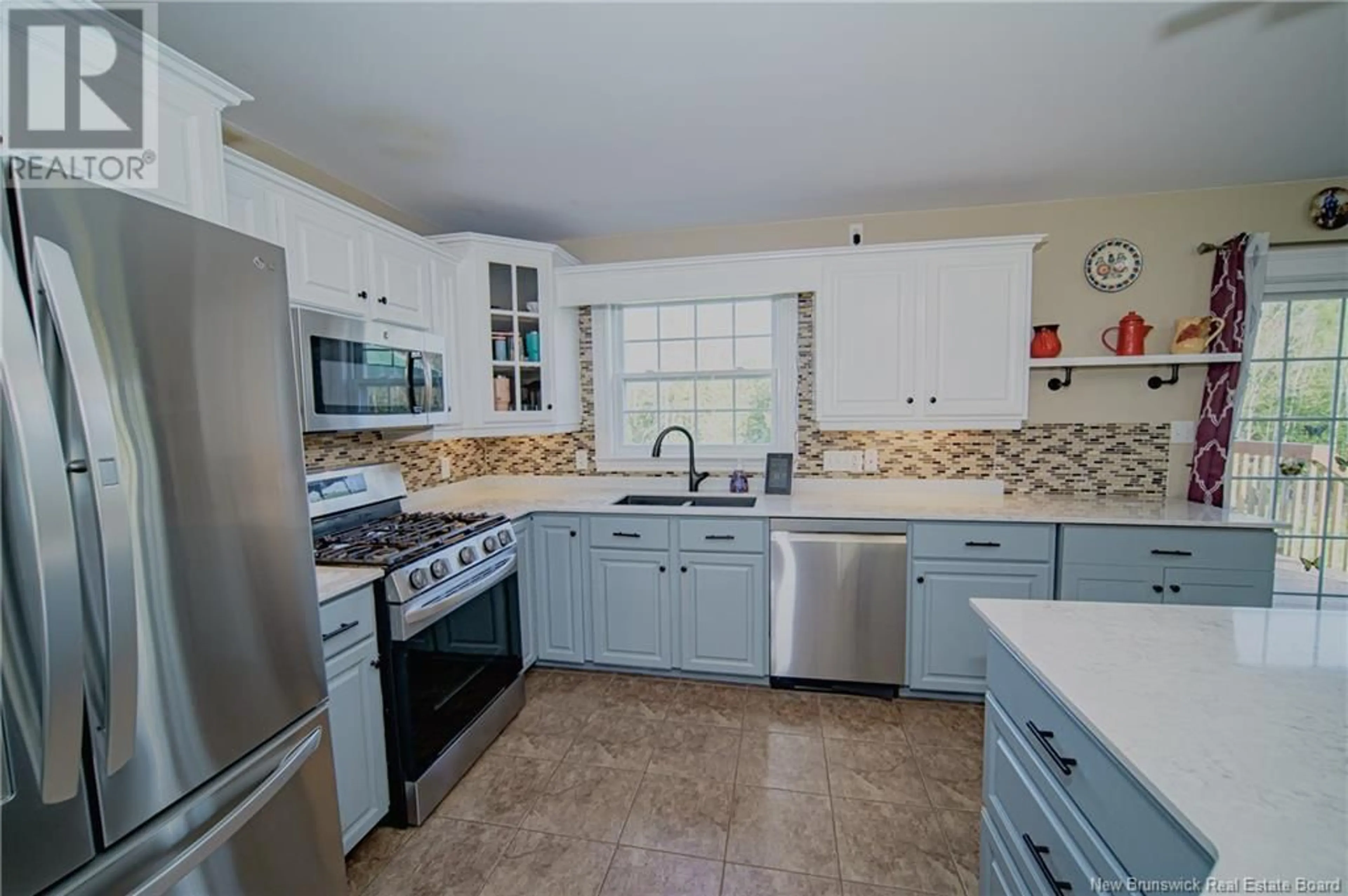 Standard kitchen, ceramic/tile floor for 39 KELTY COURT, Burton New Brunswick E2V4R8