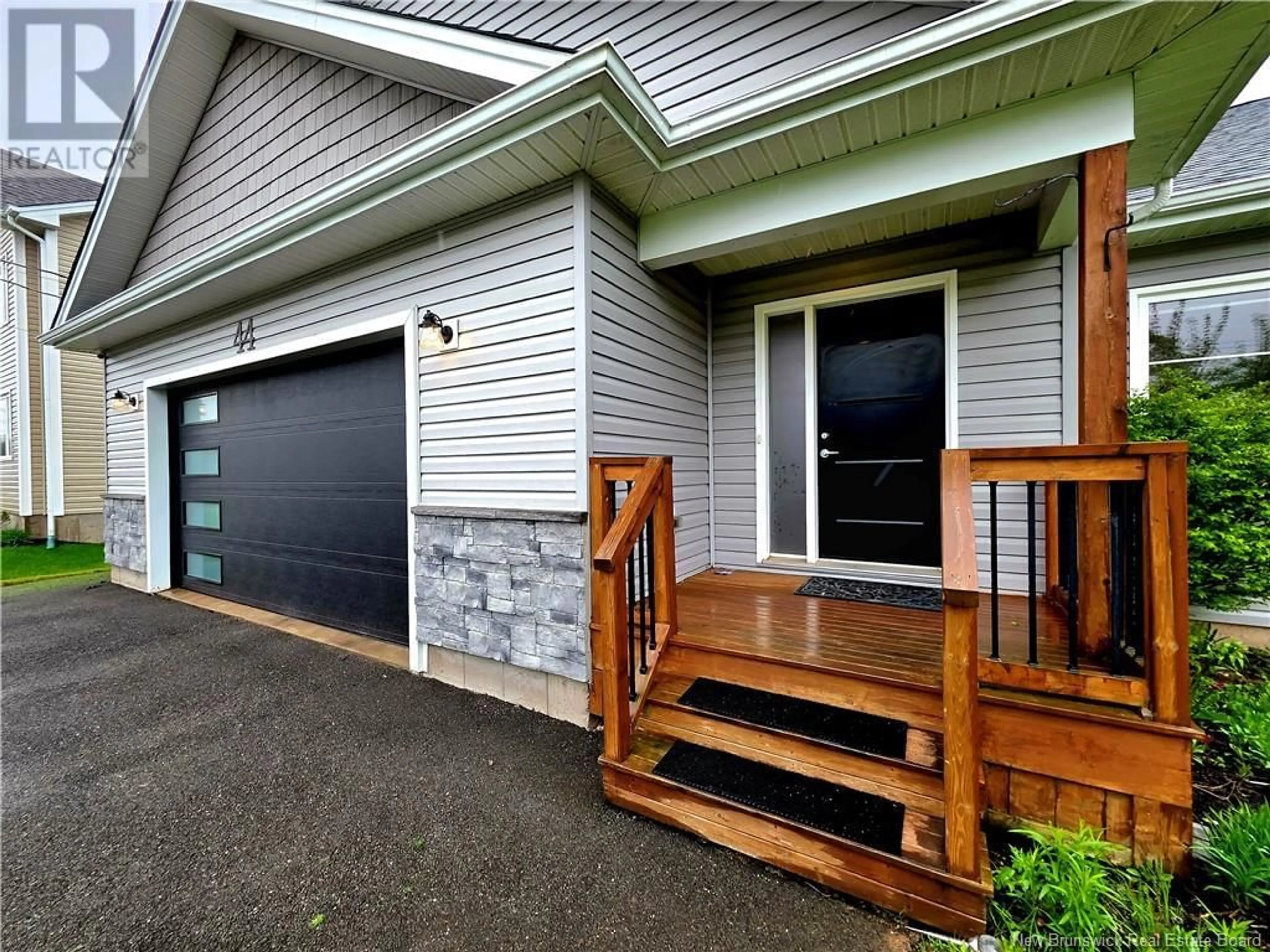 Home with vinyl exterior material, street for 44 VENETIAN DRIVE, Riverview New Brunswick E1B0S2