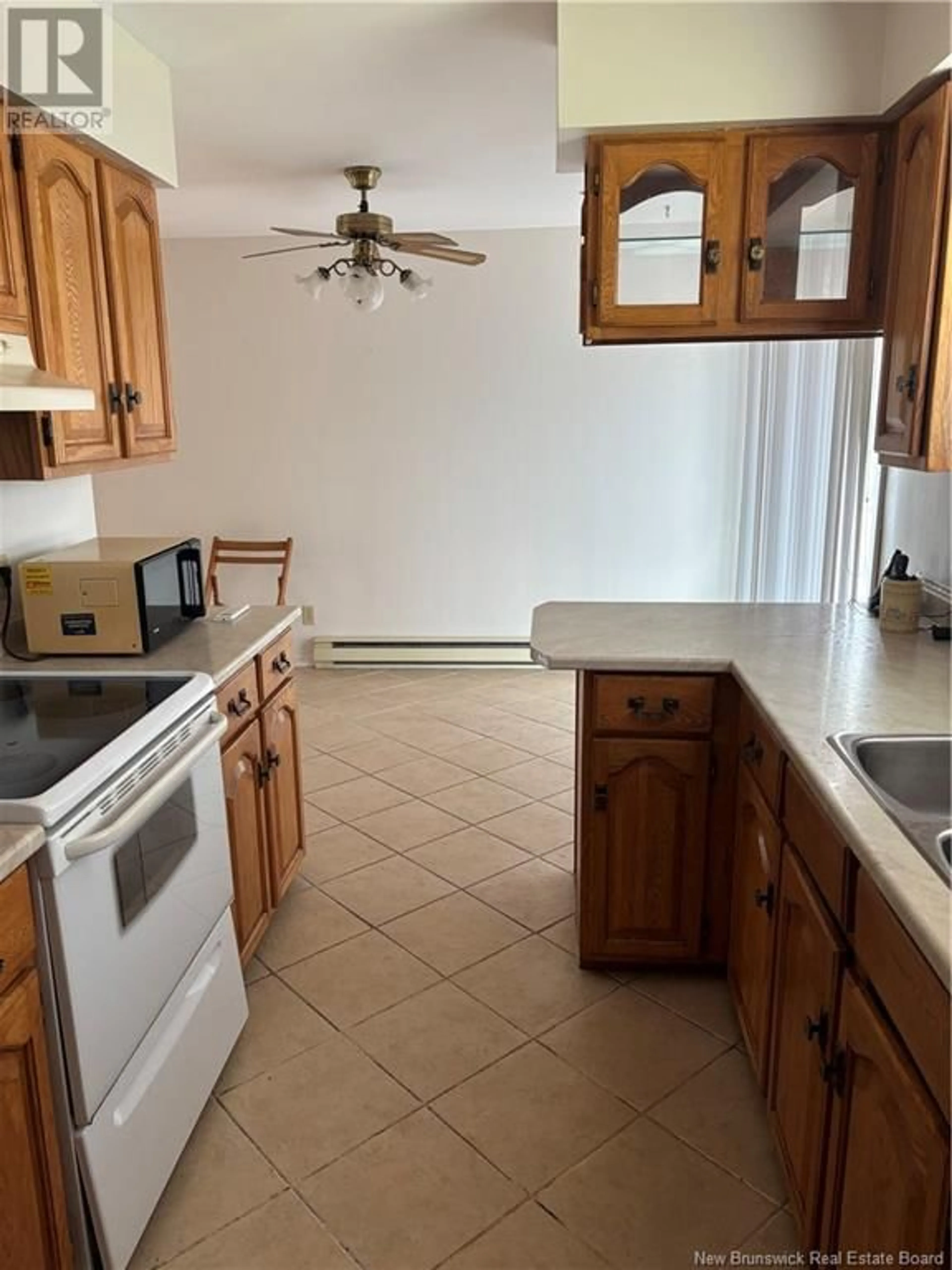 Standard kitchen, ceramic/tile floor for 2005 BALSAM AVENUE, Bathurst New Brunswick E2A4X4