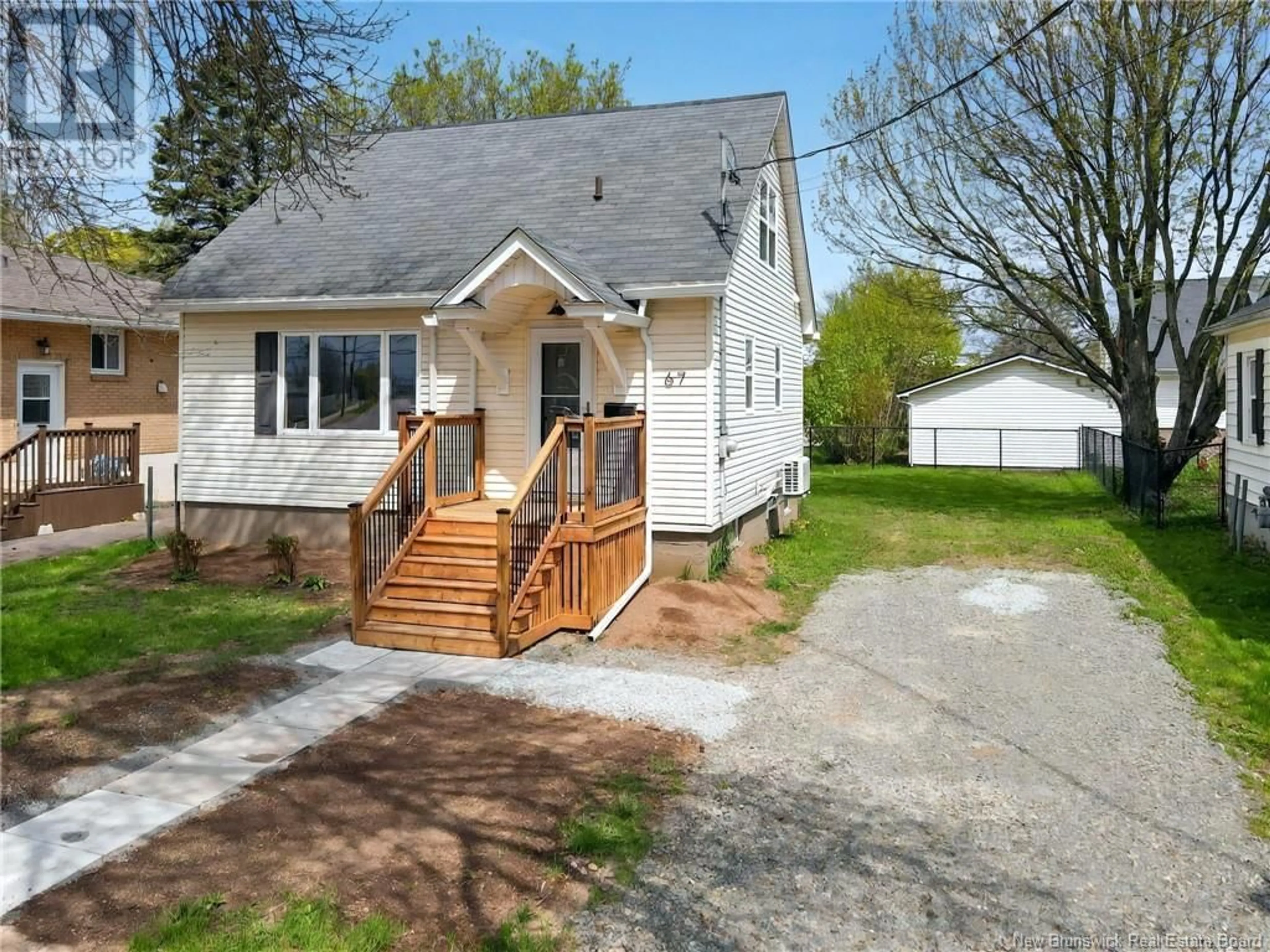 A pic from outside/outdoor area/front of a property/back of a property/a pic from drone, street for 67 LOCKHART, Moncton New Brunswick E1C6R4