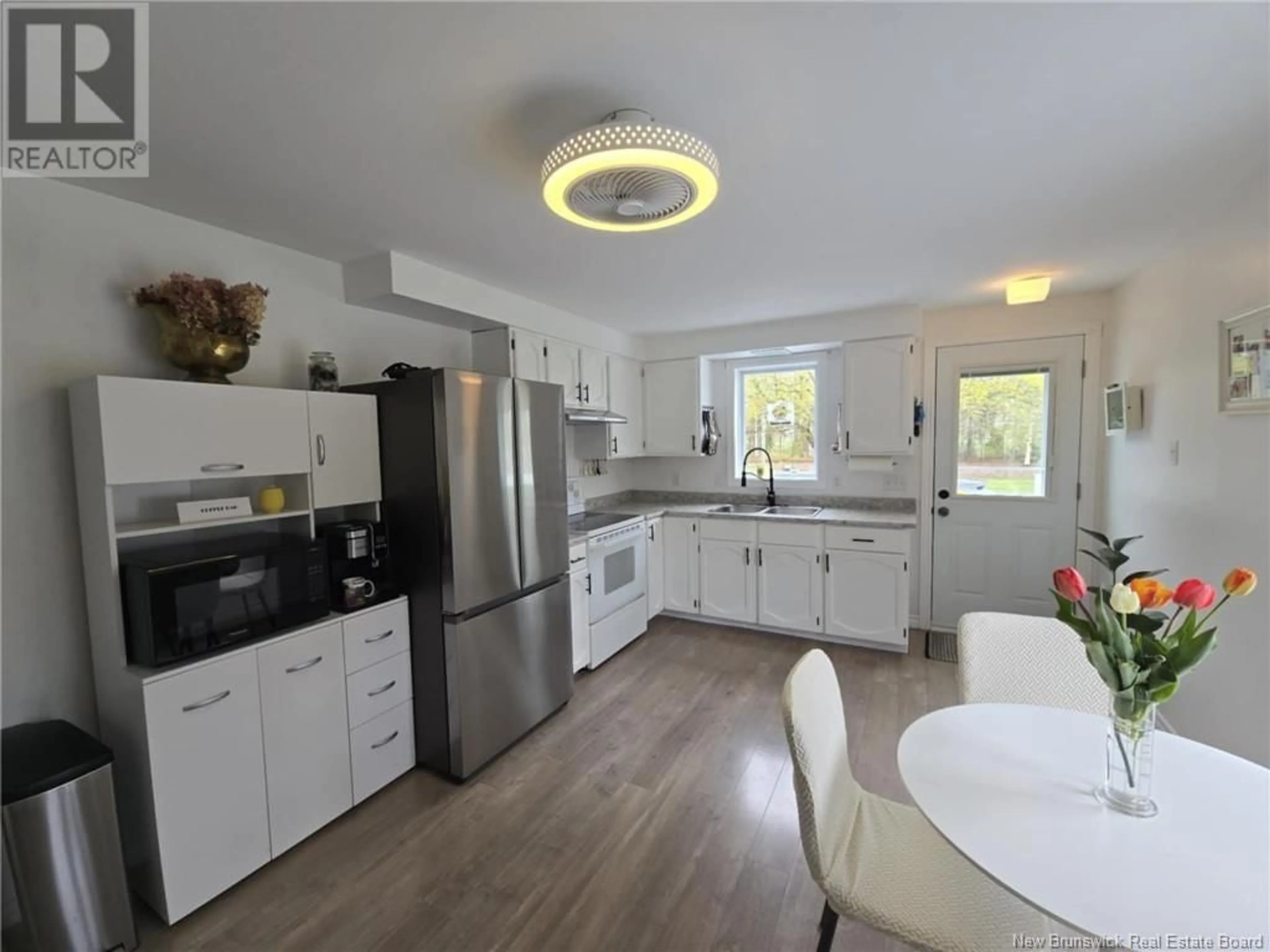 Open concept kitchen, unknown for 2751 RTE 11, Saint-Laurent New Brunswick E9G2J5
