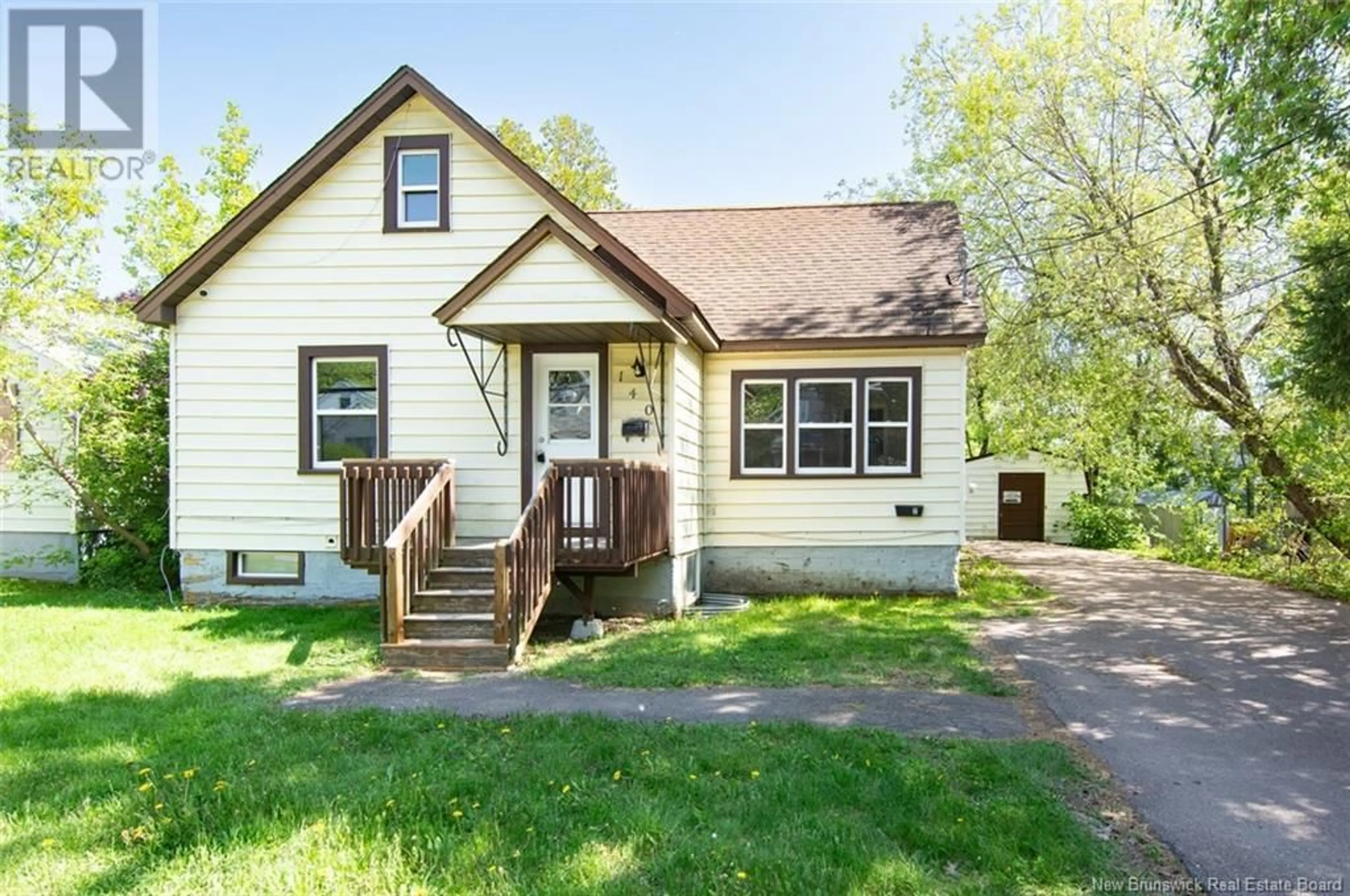 Home with vinyl exterior material, street for 140 MASSEY AVENUE, Moncton New Brunswick E1A3E7