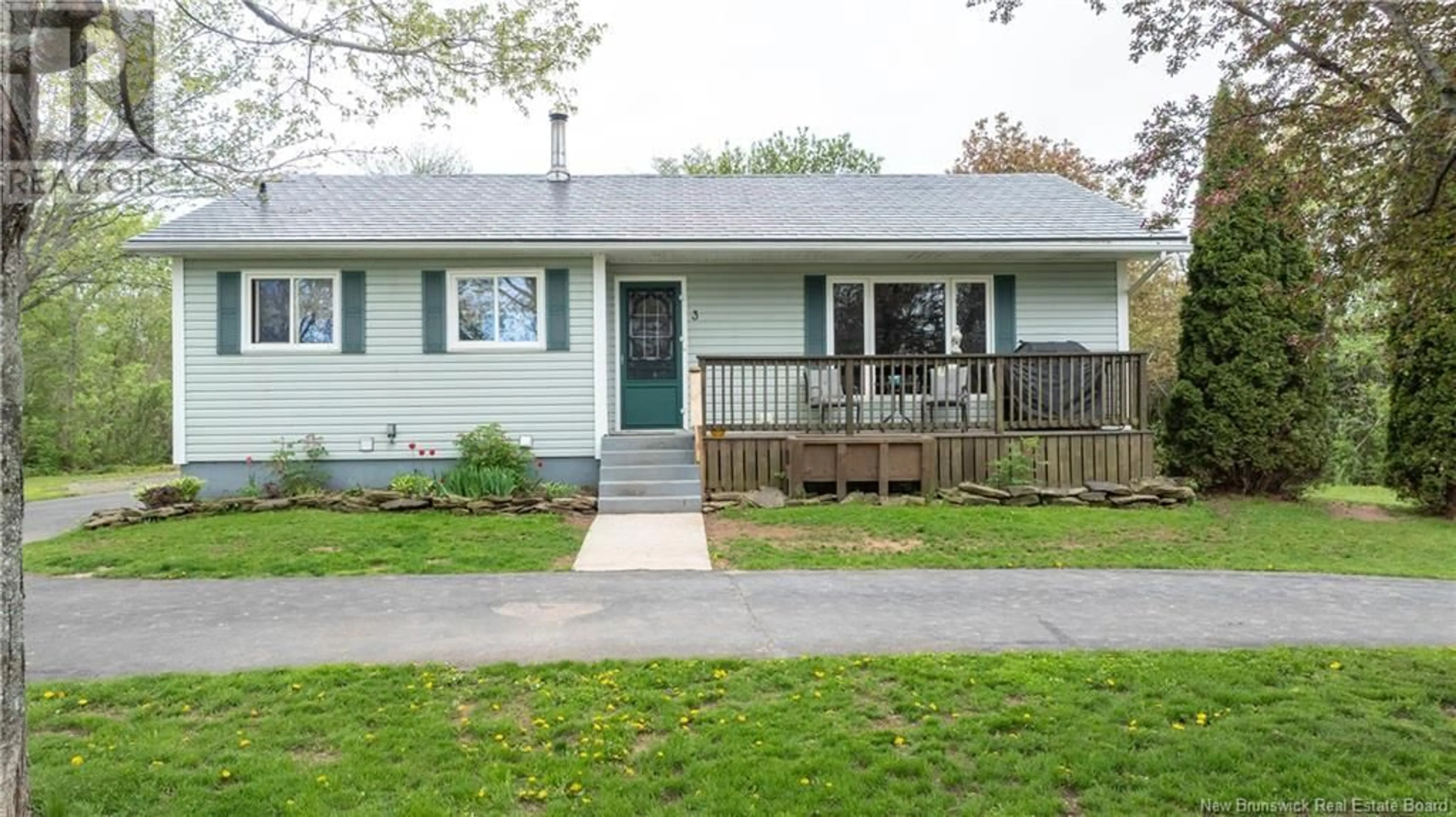 Home with vinyl exterior material, street for 3 DUTCH VALLEY ROAD, Sussex Corner New Brunswick E4E2Y2