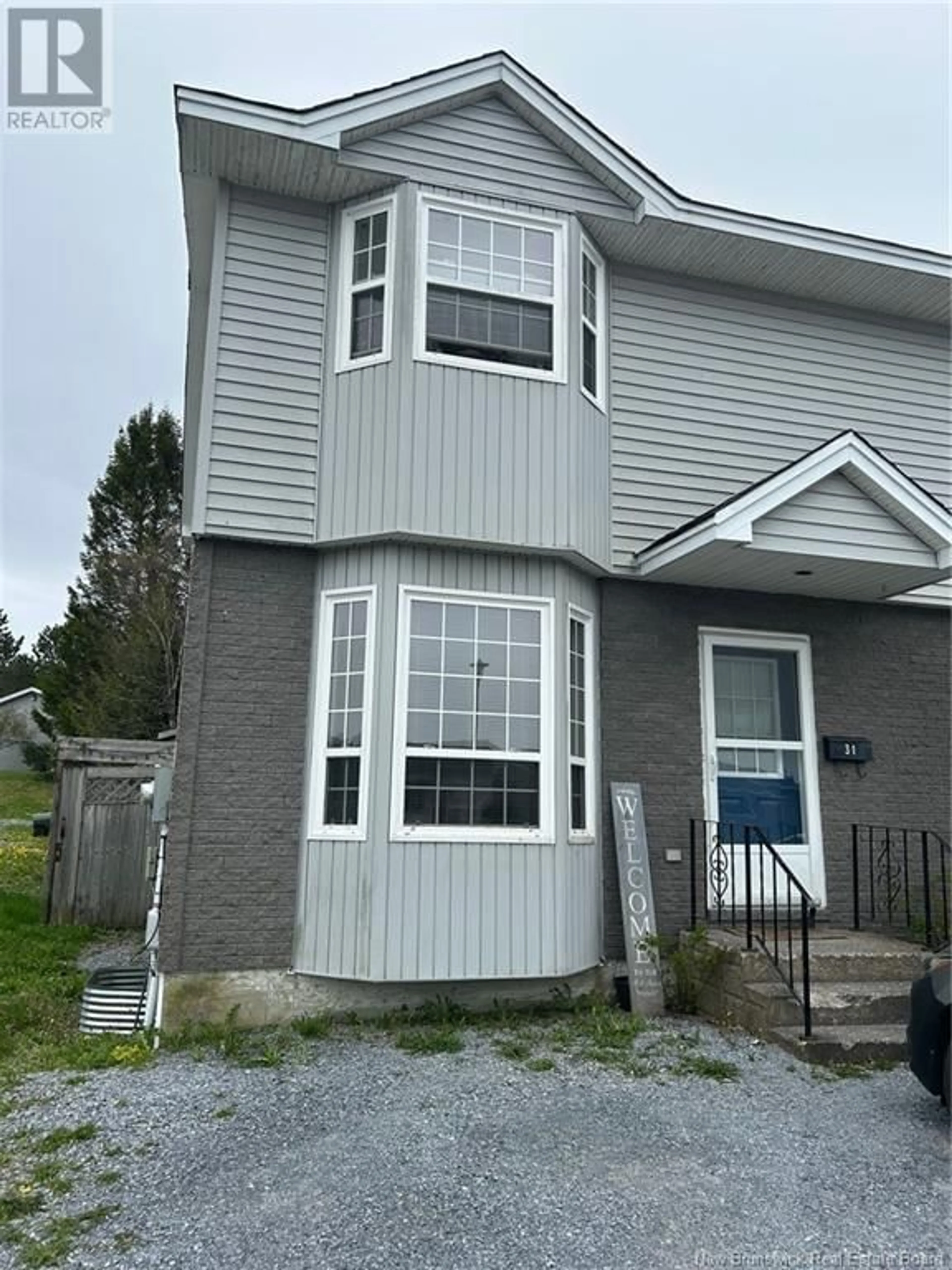 Home with vinyl exterior material, unknown for 31 BOYANER CRESCENT, Saint John New Brunswick E2J4C8