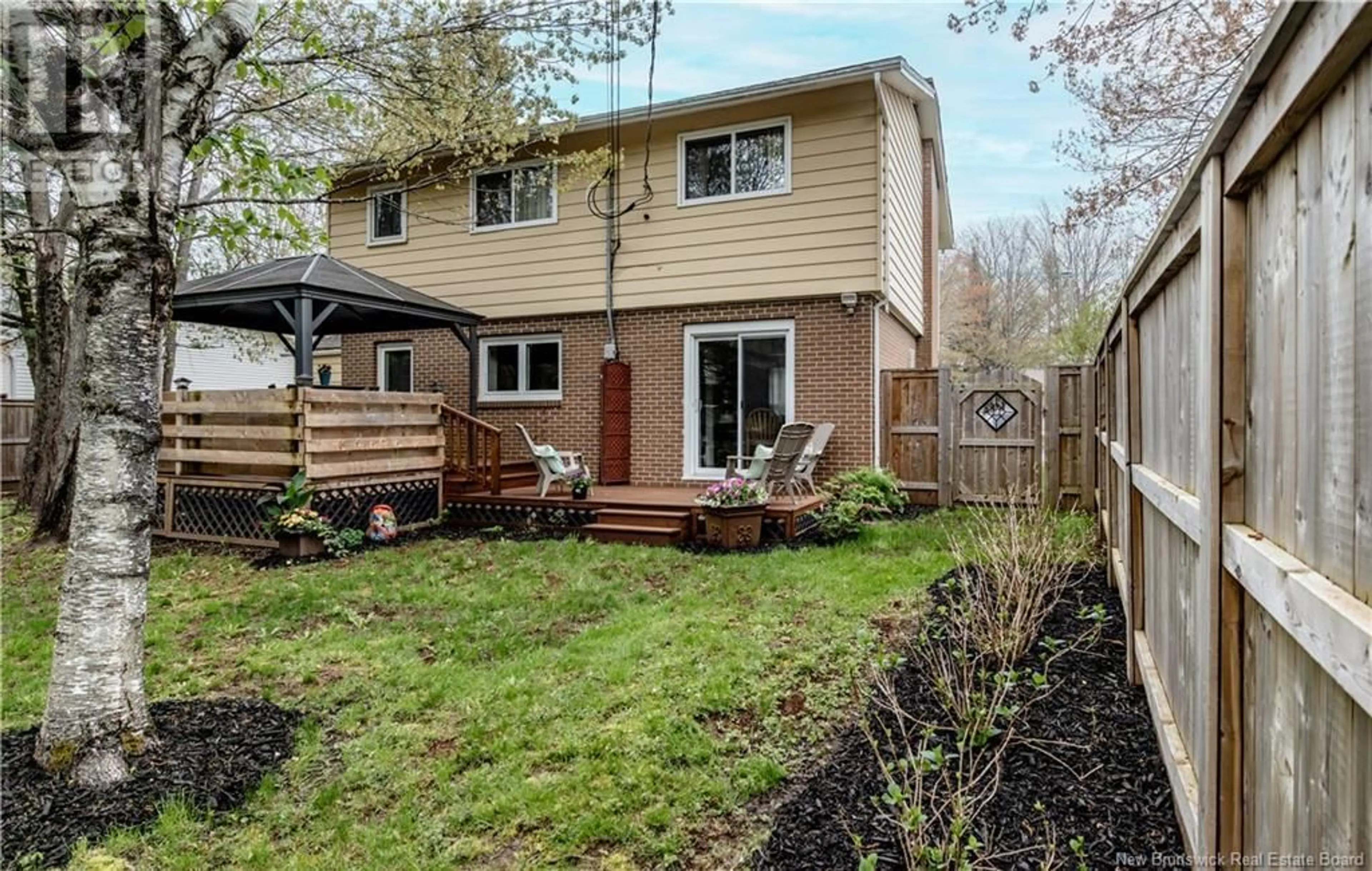 Patio, street for 58 BRIARWOOD, Moncton New Brunswick E1E3X2