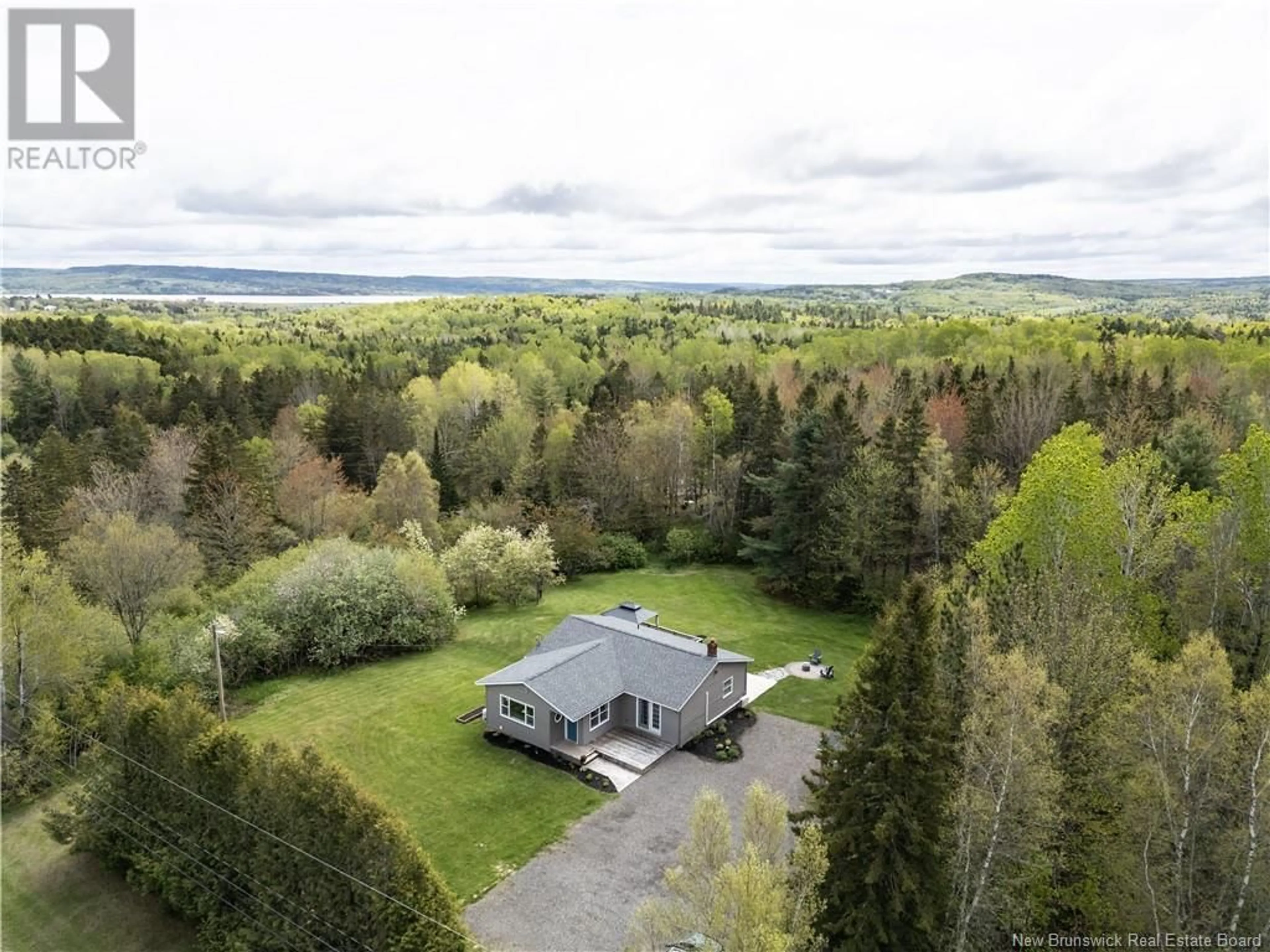 A pic from outside/outdoor area/front of a property/back of a property/a pic from drone, water/lake/river/ocean view for 4675 ROUTE 910, Salem New Brunswick E4H4E8