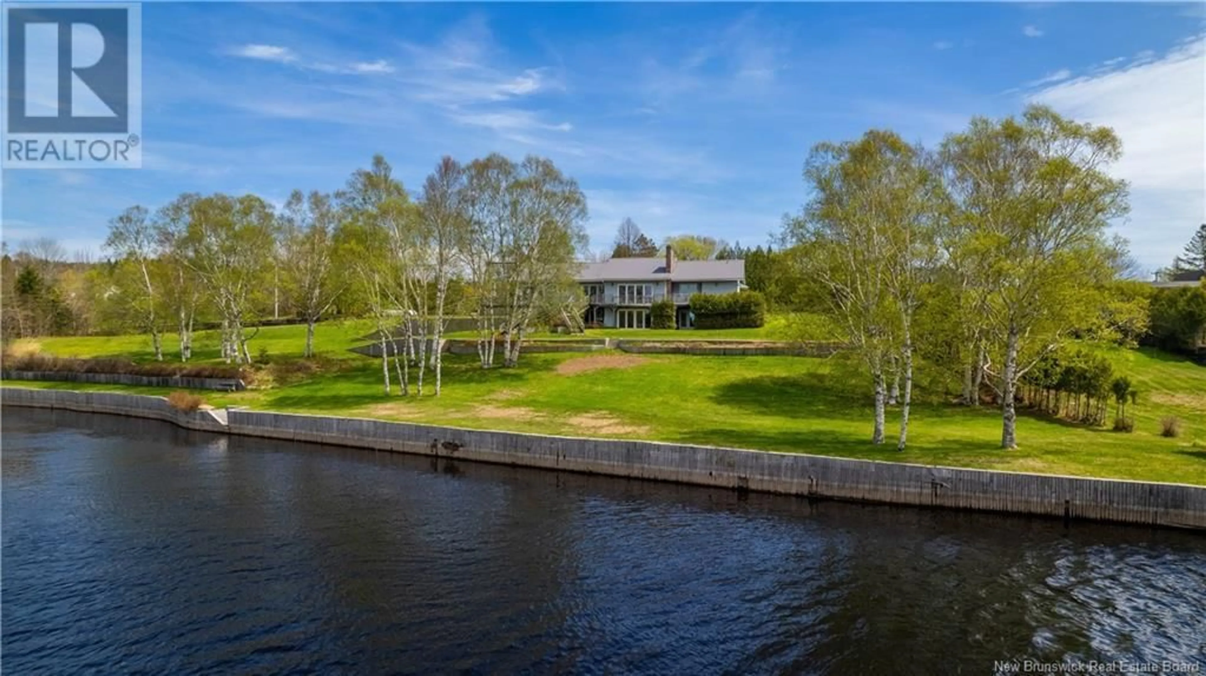 A pic from outside/outdoor area/front of a property/back of a property/a pic from drone, water/lake/river/ocean view for 53 RIVERVIEW AVENUE, St George New Brunswick E5C3M5