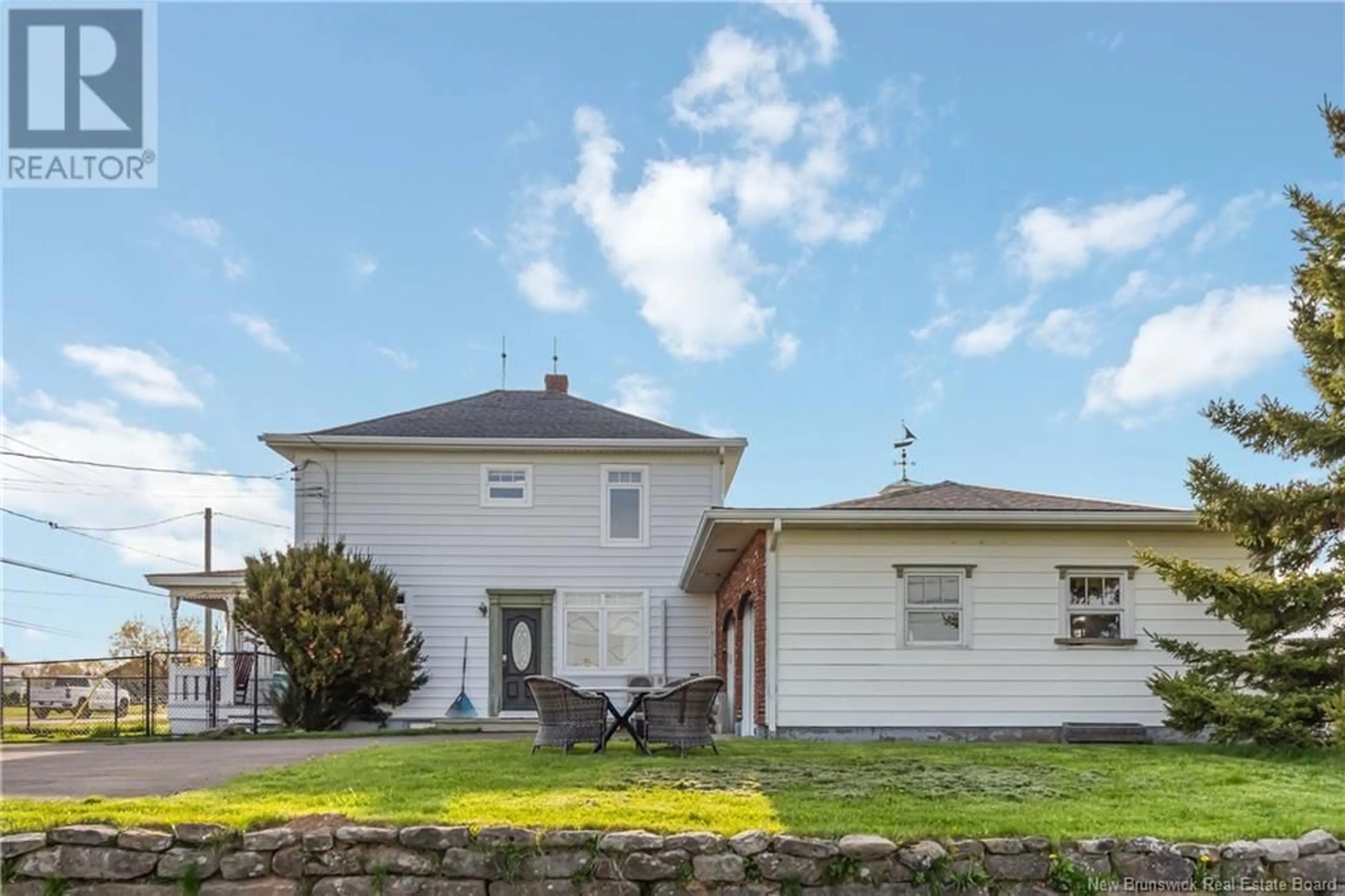 A pic from outside/outdoor area/front of a property/back of a property/a pic from drone, unknown for 806 BAS CAP PELÉ, Bas Cap Pele New Brunswick E4N1K1
