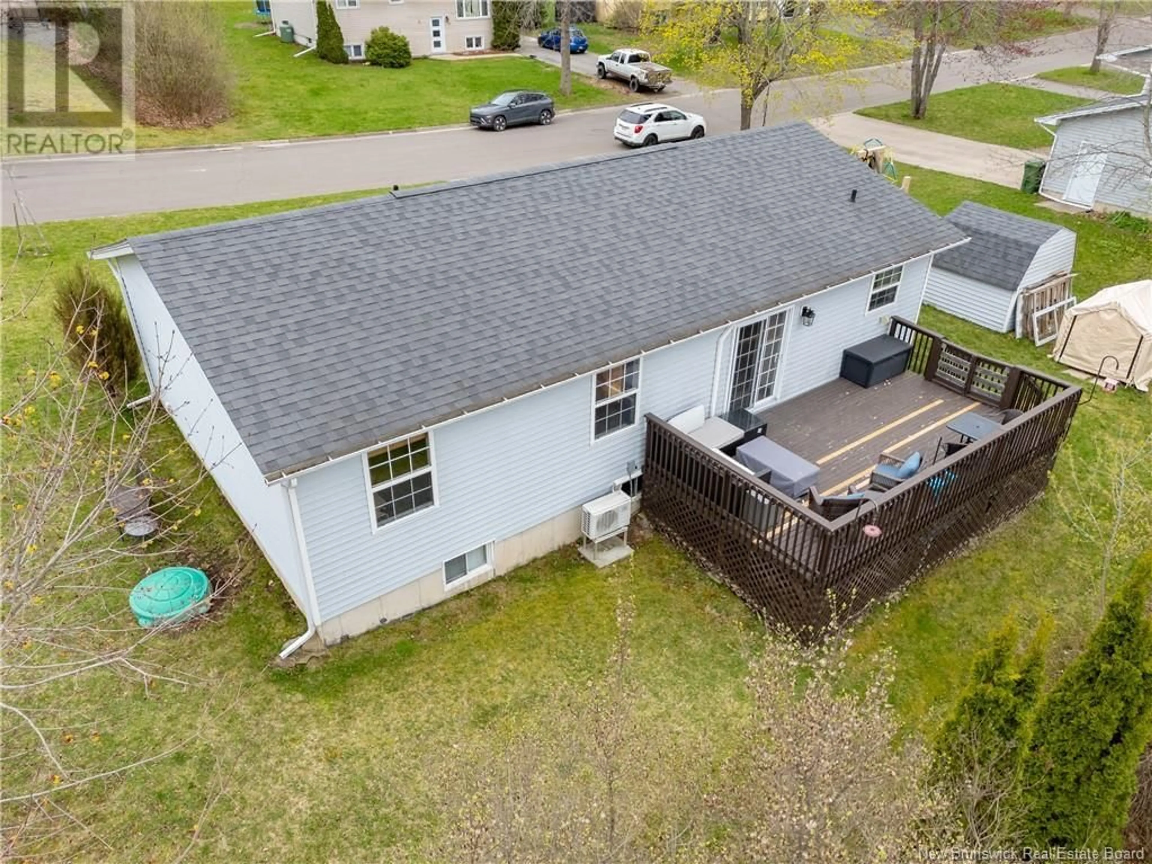 A pic from outside/outdoor area/front of a property/back of a property/a pic from drone, street for 7 DAY STREET, Fredericton New Brunswick E3B7E1