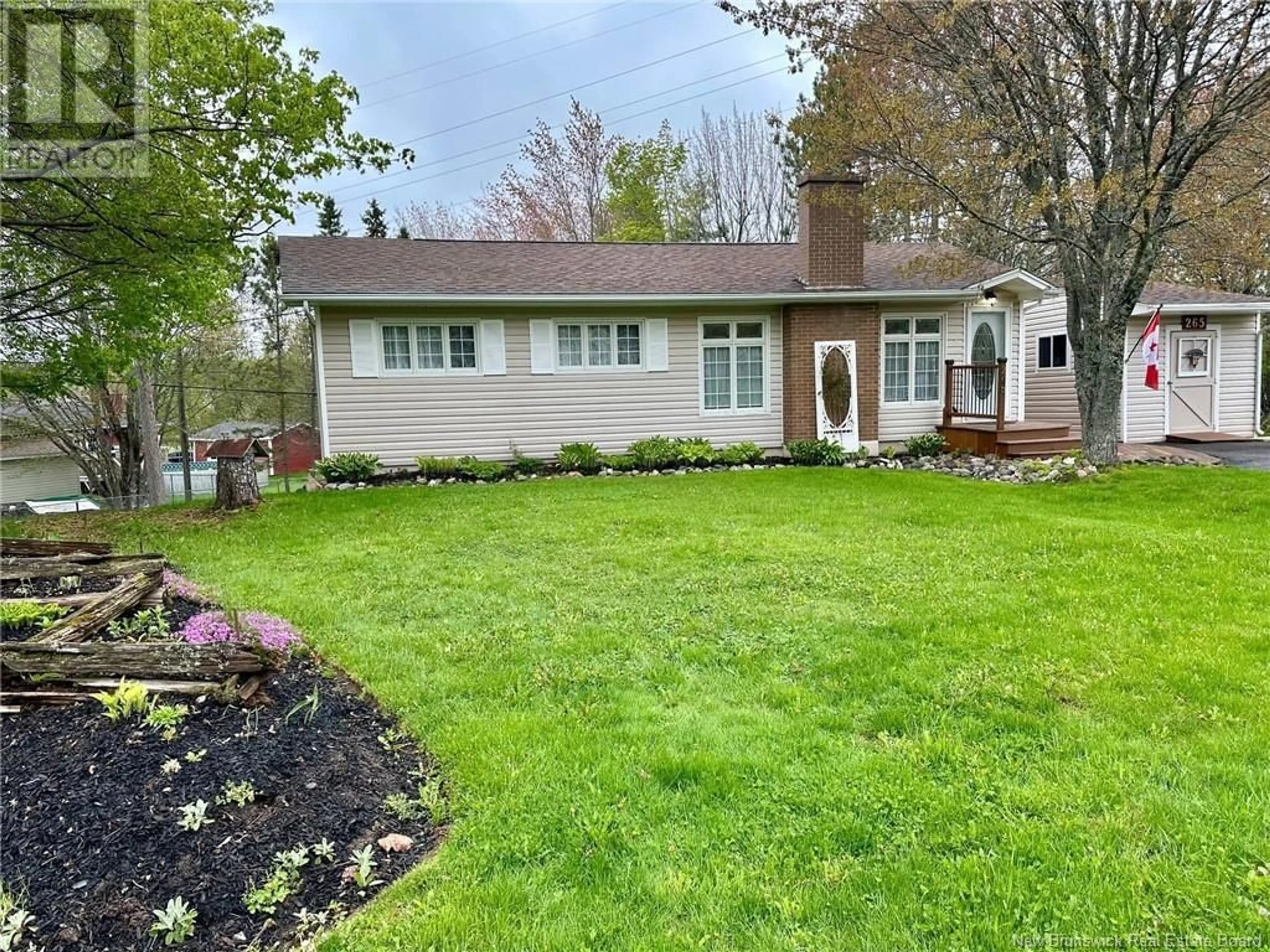 Home with vinyl exterior material, street for 265 RANDALL DRIVE, Riverview New Brunswick E1B2V1