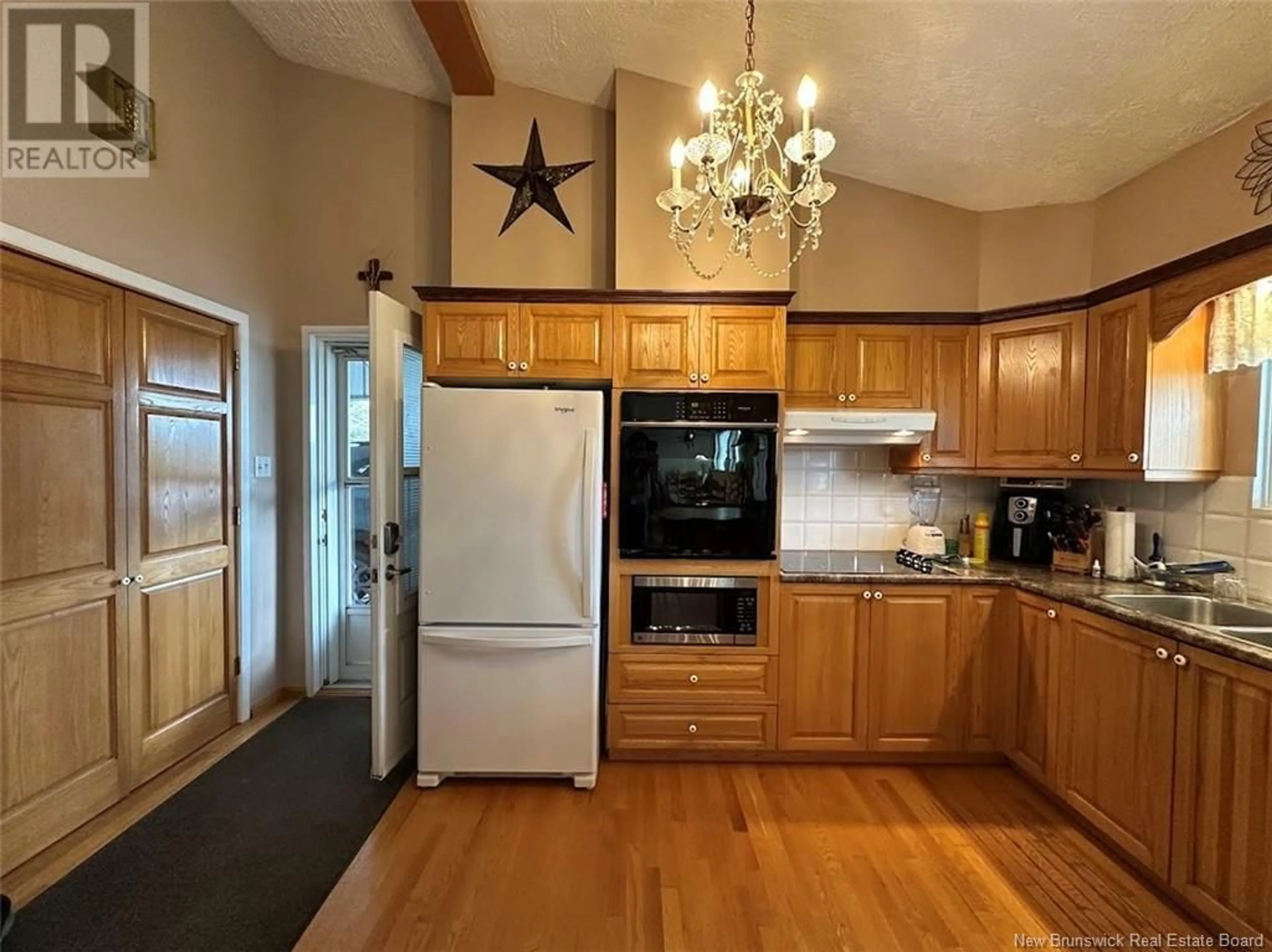 Open concept kitchen, unknown for 1375 ST-FRANÇOIS STREET, Verret New Brunswick E3V4P1