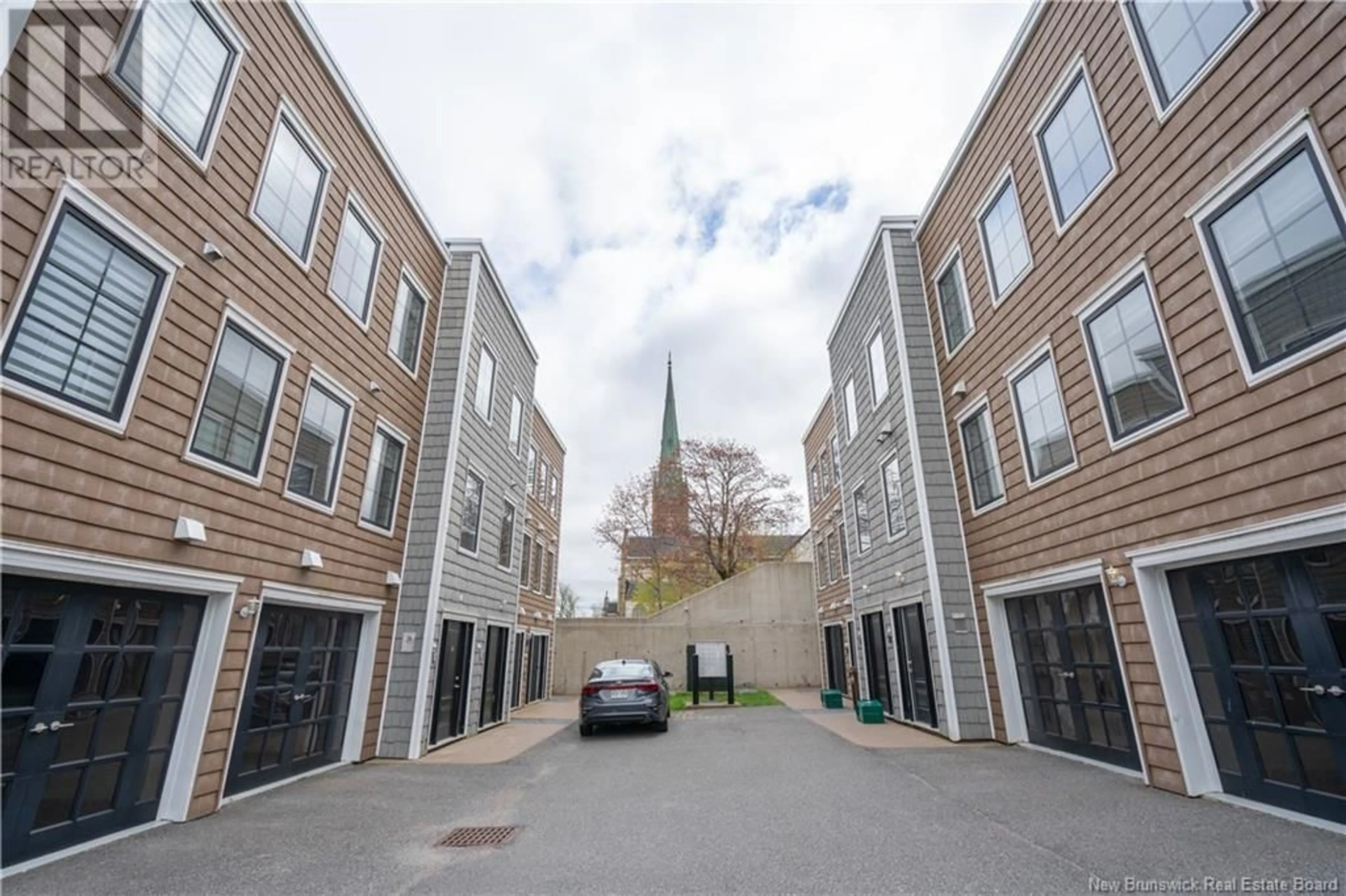 A pic from outside/outdoor area/front of a property/back of a property/a pic from drone, building for 12 CATHEDRAL LANE, Saint John New Brunswick E2L0E7