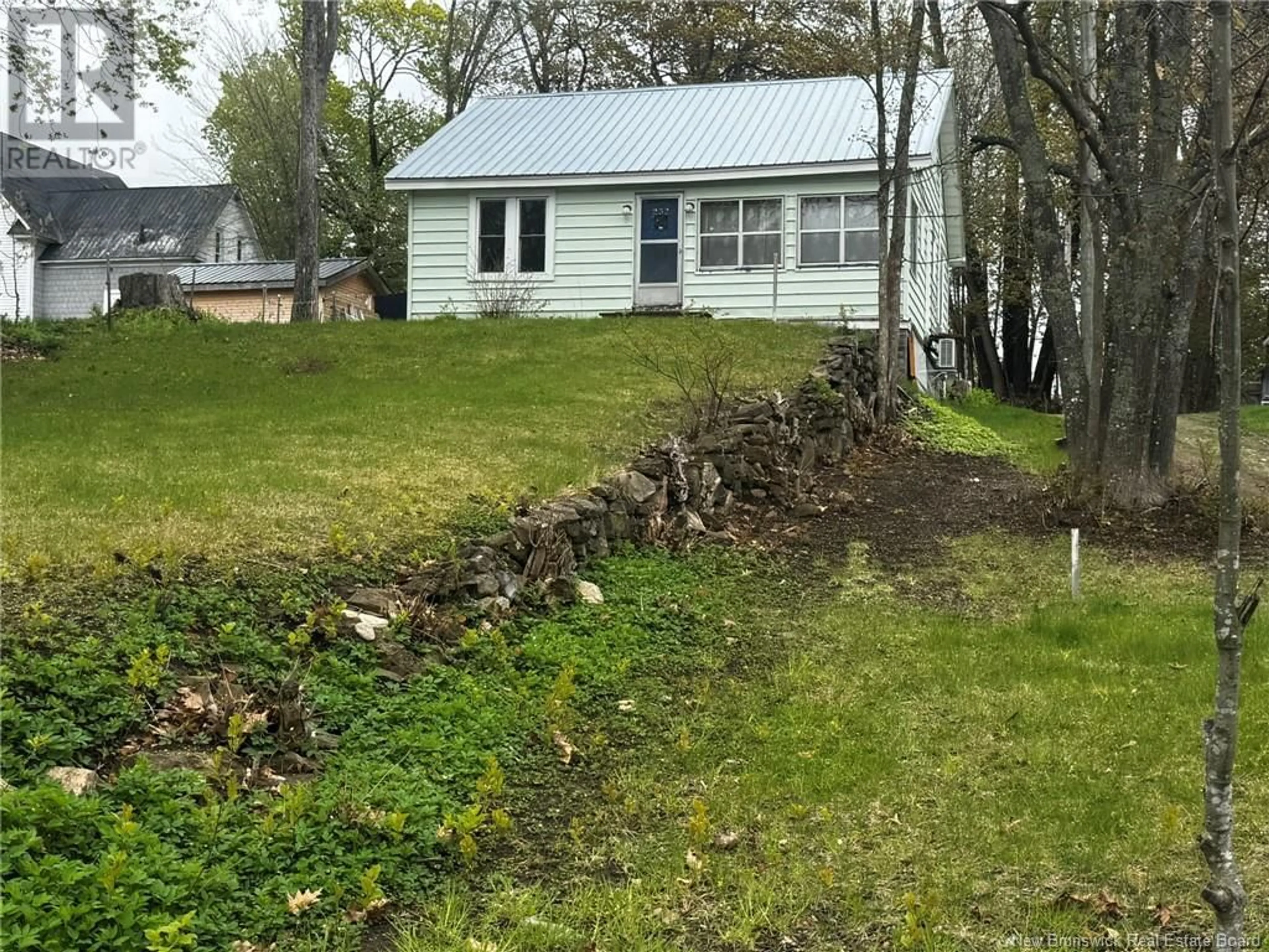 A pic from outside/outdoor area/front of a property/back of a property/a pic from drone, street for 232 DUKE STREET, Miramichi New Brunswick E1N1J3