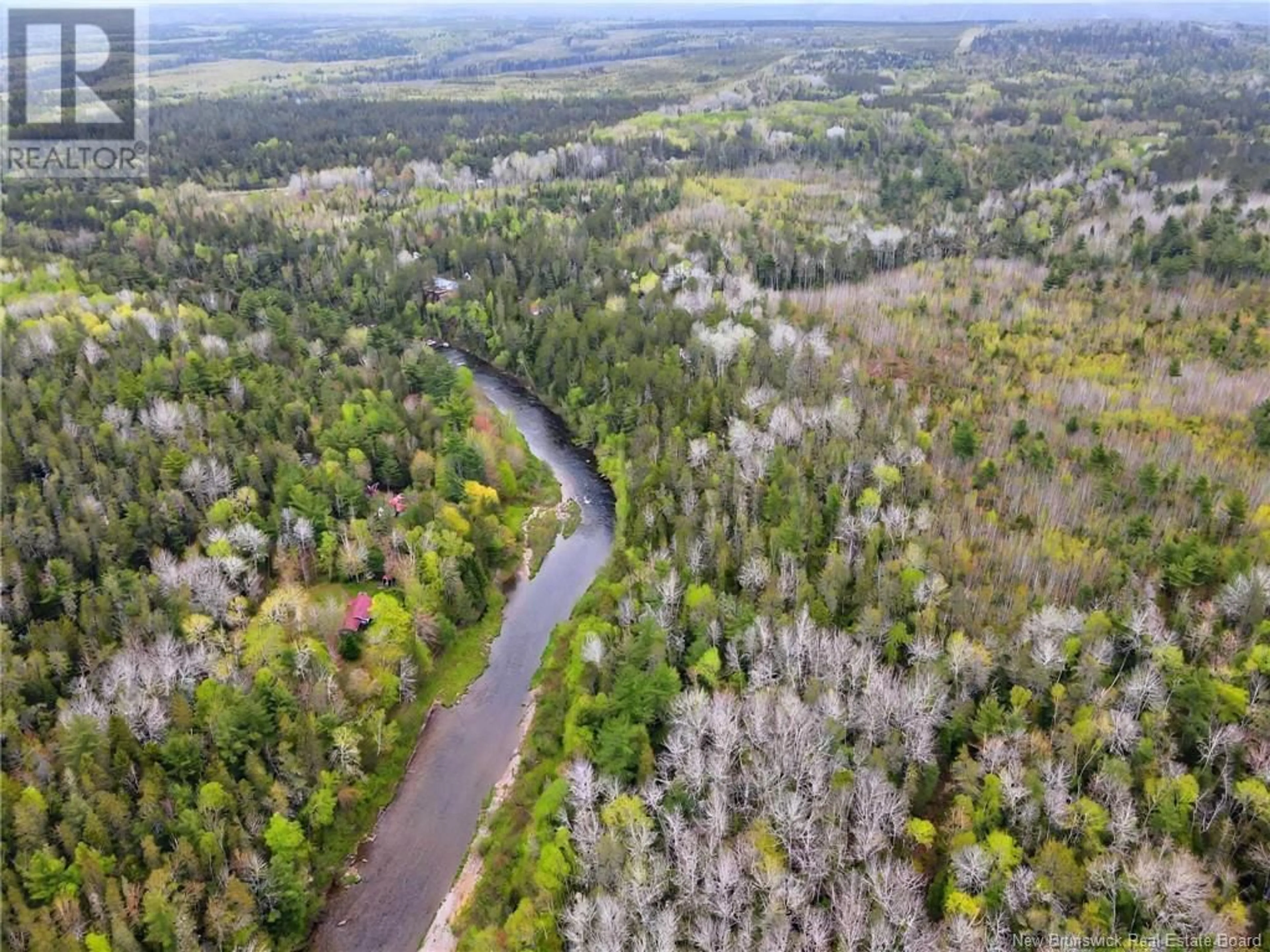 A pic from outside/outdoor area/front of a property/back of a property/a pic from drone, water/lake/river/ocean view for 27 PARKINDALE ROAD, Pollett River New Brunswick E4Z3A6