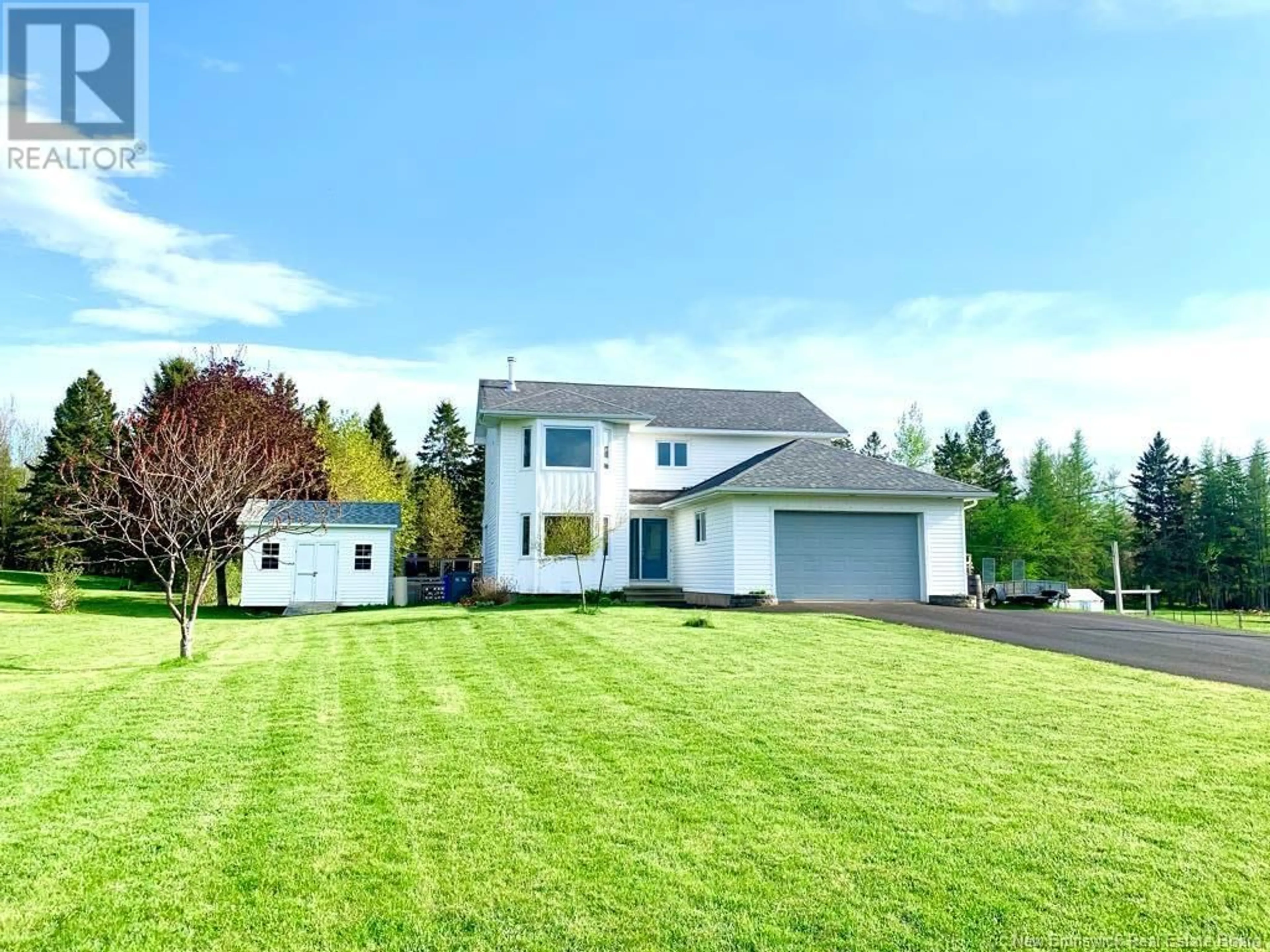 Home with vinyl exterior material, unknown for 377 ALLEE DE L ECOLE ROAD, Grande-Digue New Brunswick E4R3S3