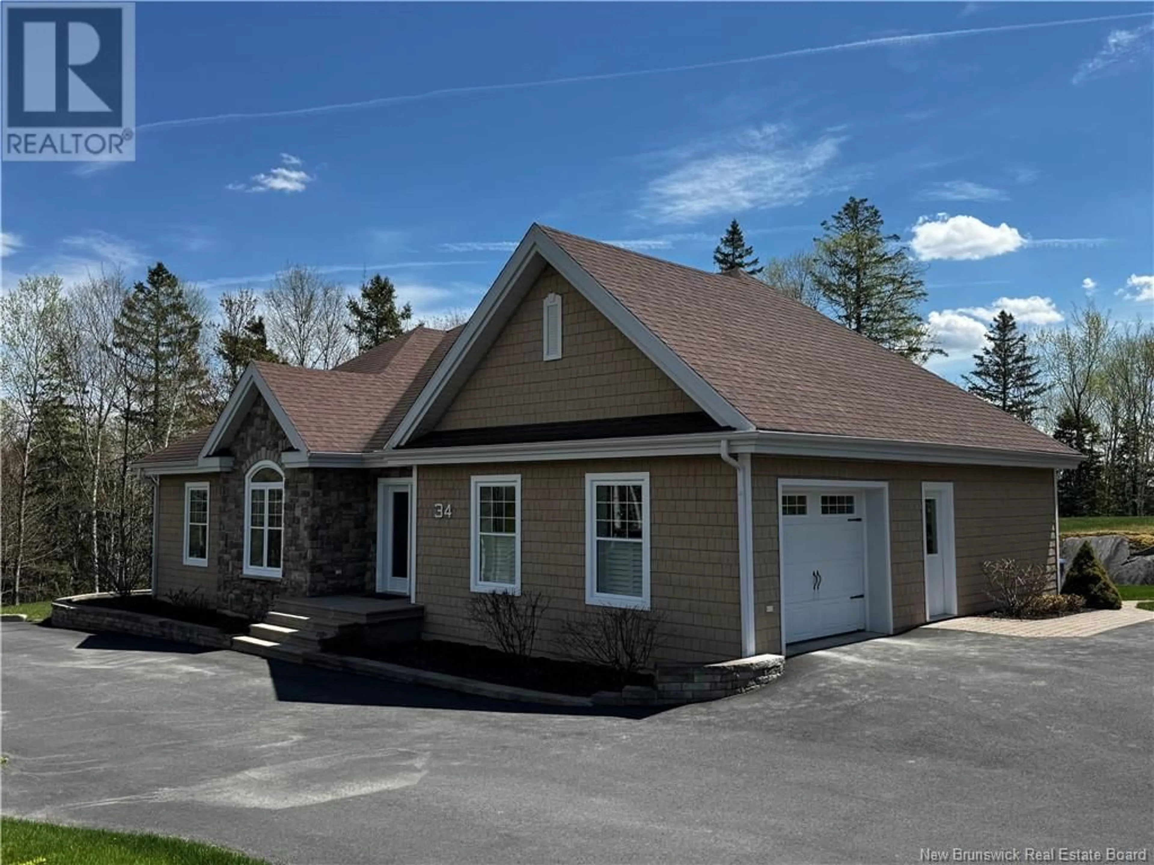 Unknown for 34 DE LA FALAISE STREET, Edmundston New Brunswick E3V0C4