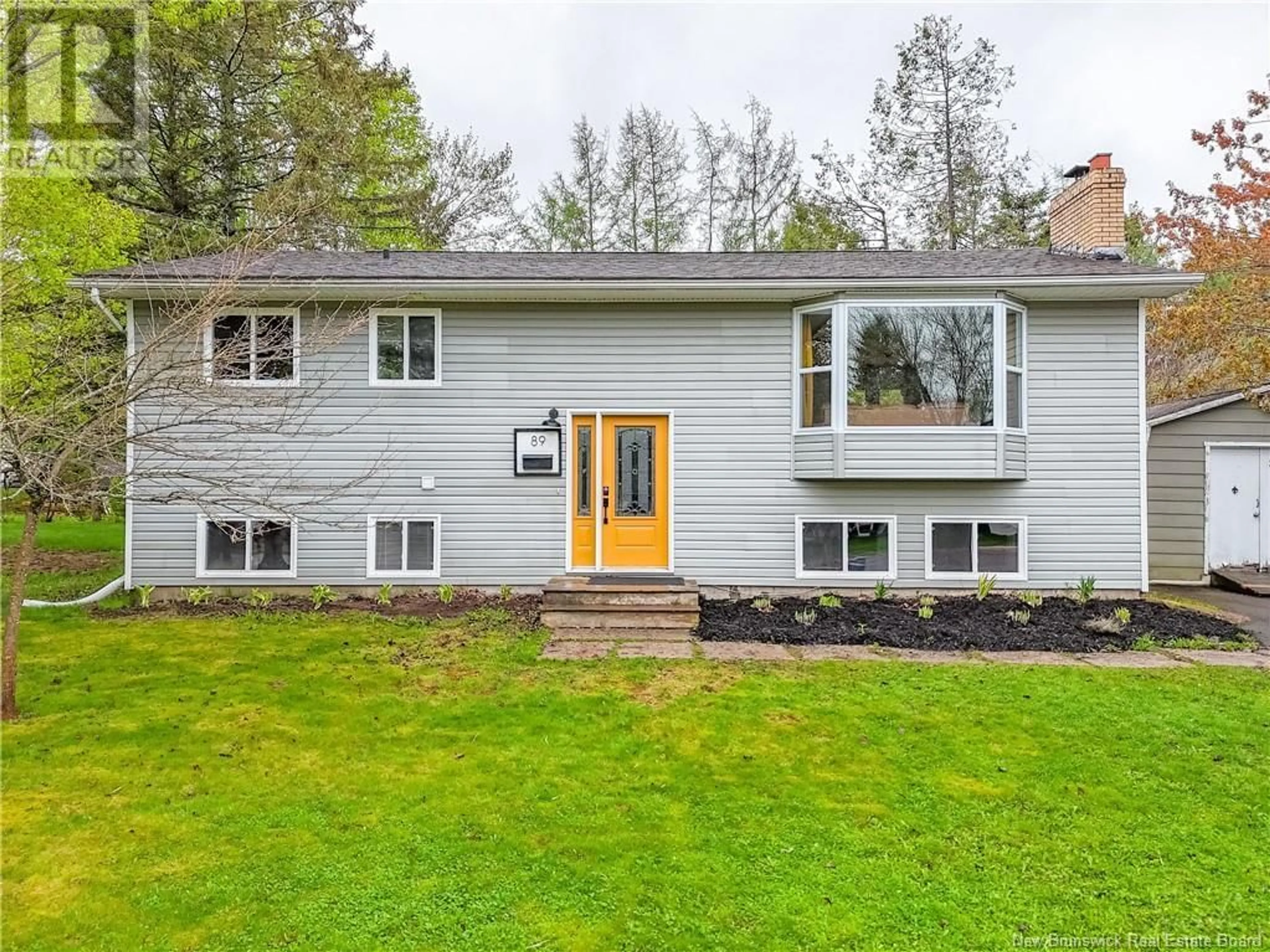 Home with vinyl exterior material, unknown for 89 BERKLEY DRIVE, New Maryland New Brunswick E3C1C4